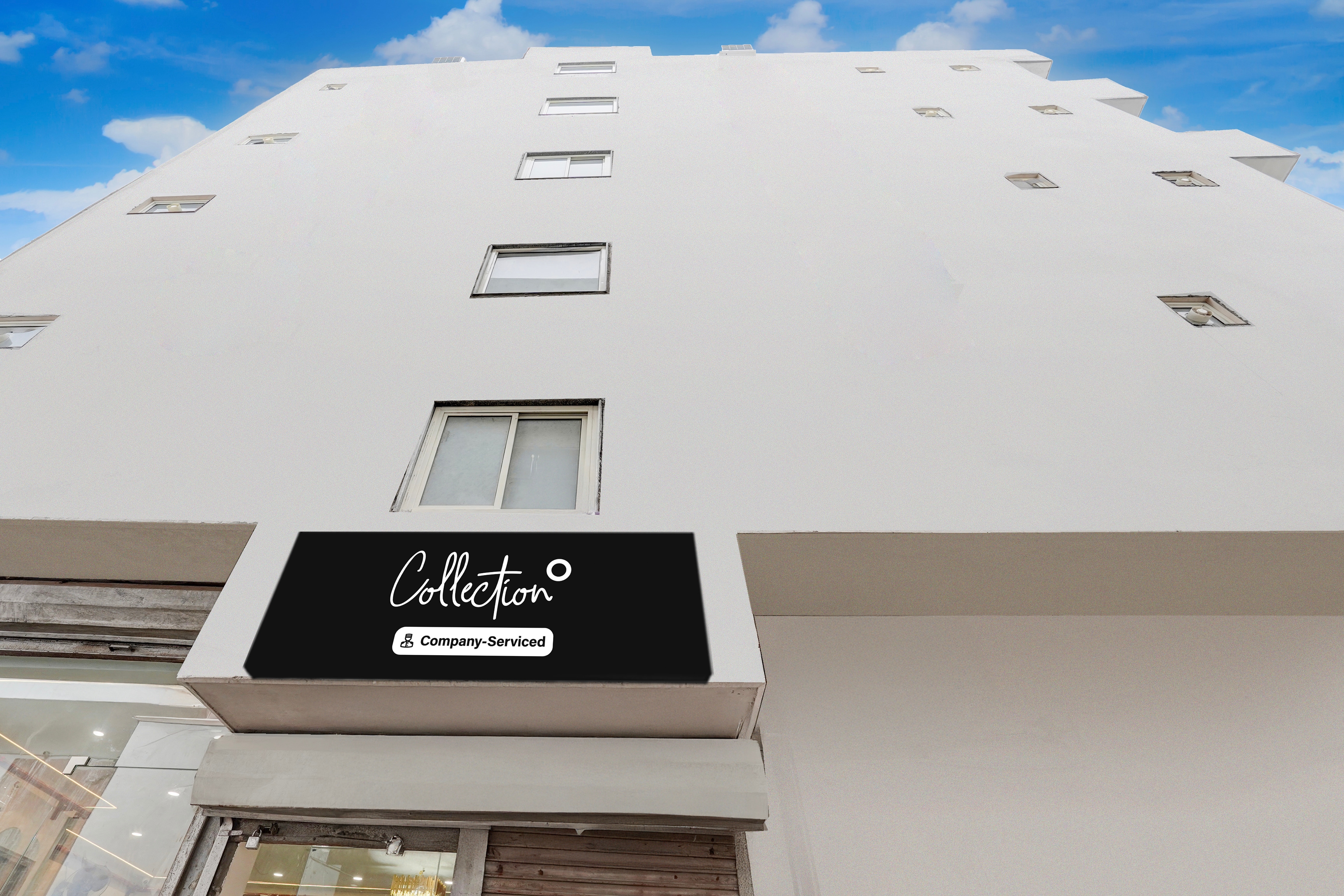 Super Collection O Karkardooma Court Metro Station Formerly Hotel Lotus in Delhi