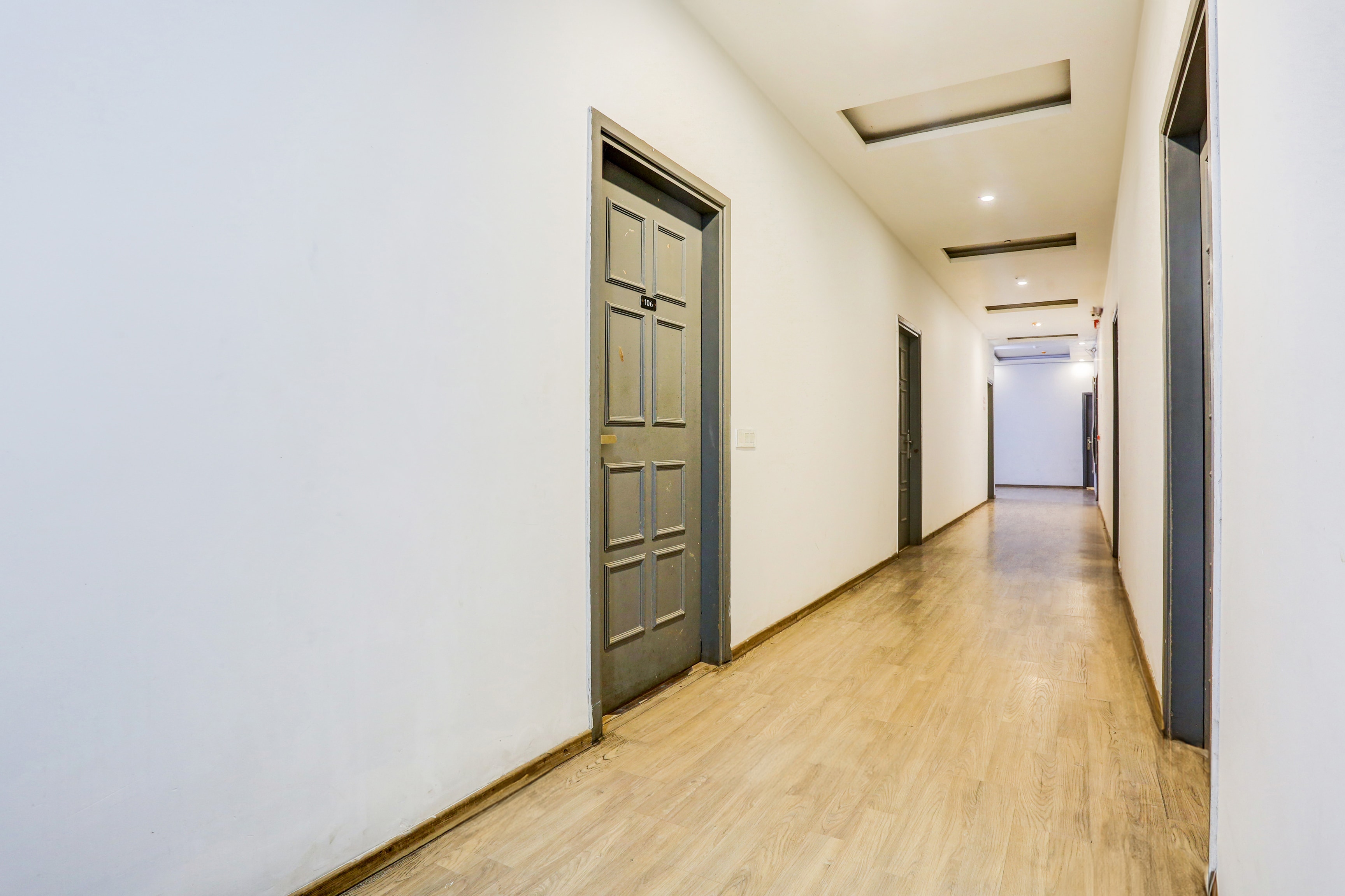 Super Townhouse Rohini Sector 23 in Delhi