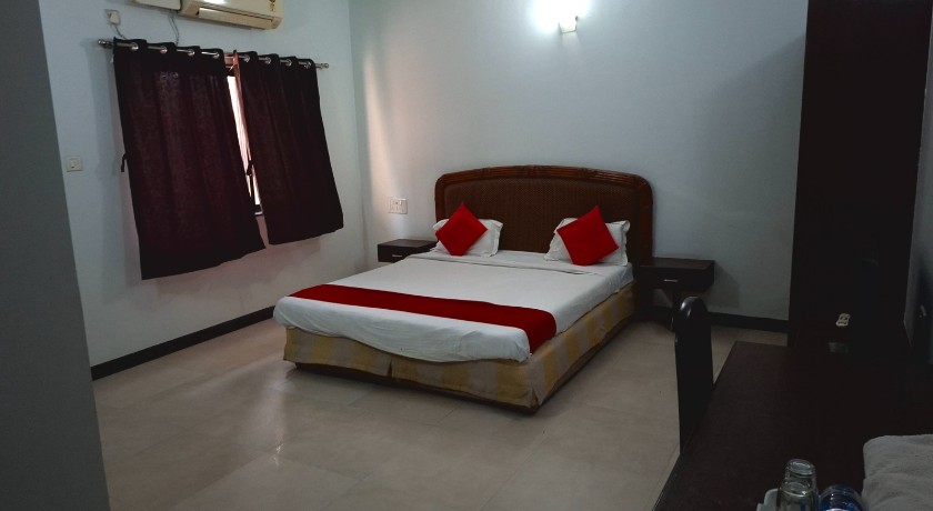 Sai Dwarka Alibag Hotel in Alibag