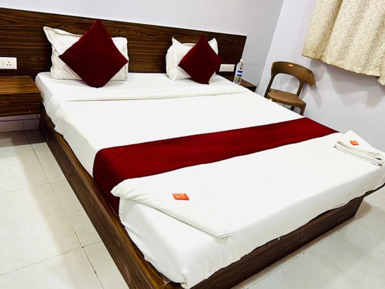 Hotel Kohinoor Residency in Pune