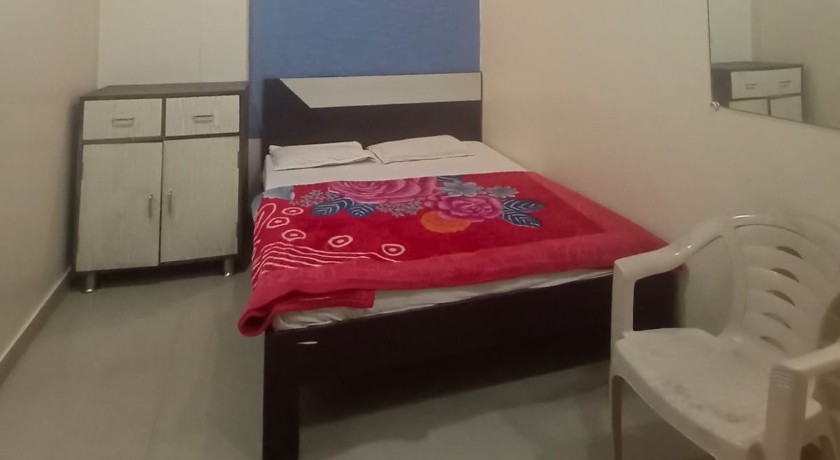 Hotel Gujarat Heritage in Ujjain