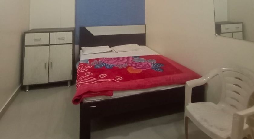 Hotel Gujarat Heritage in Ujjain