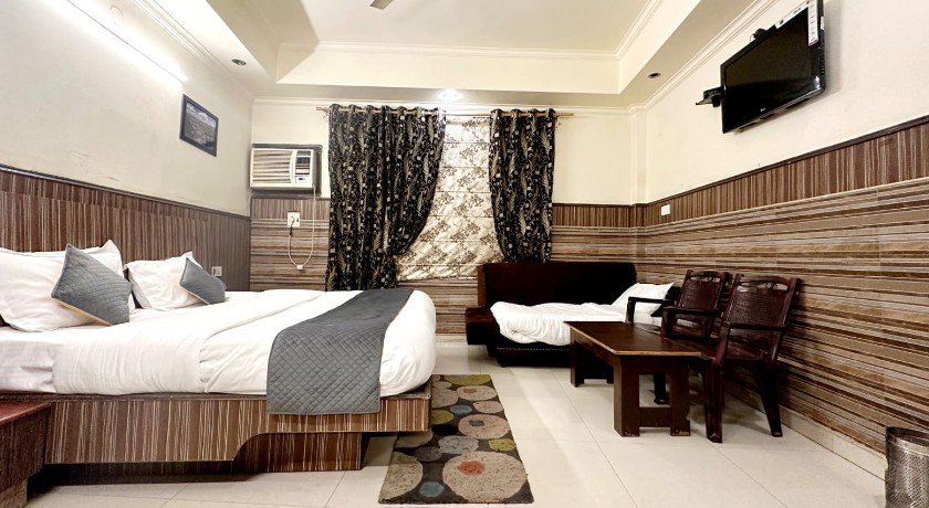 Om Hari Residency in Katra