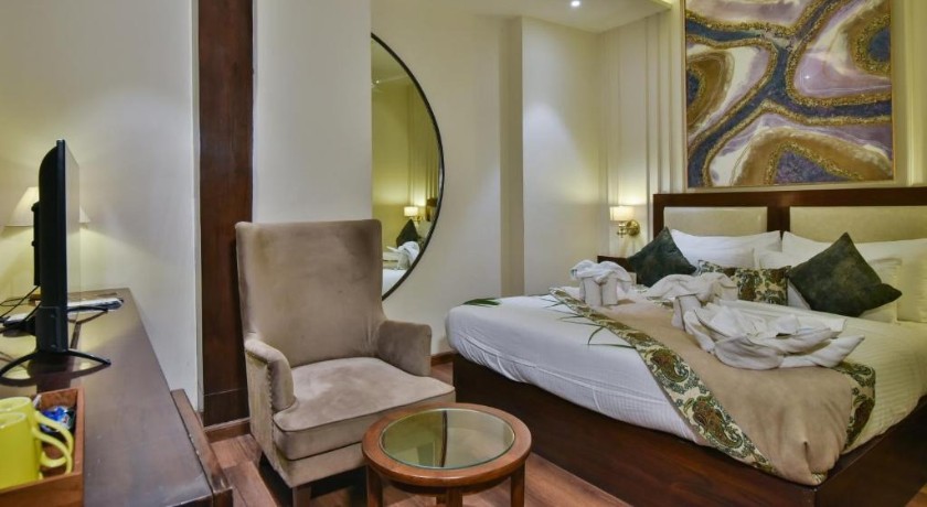 Hotel BR Grand in Amritsar