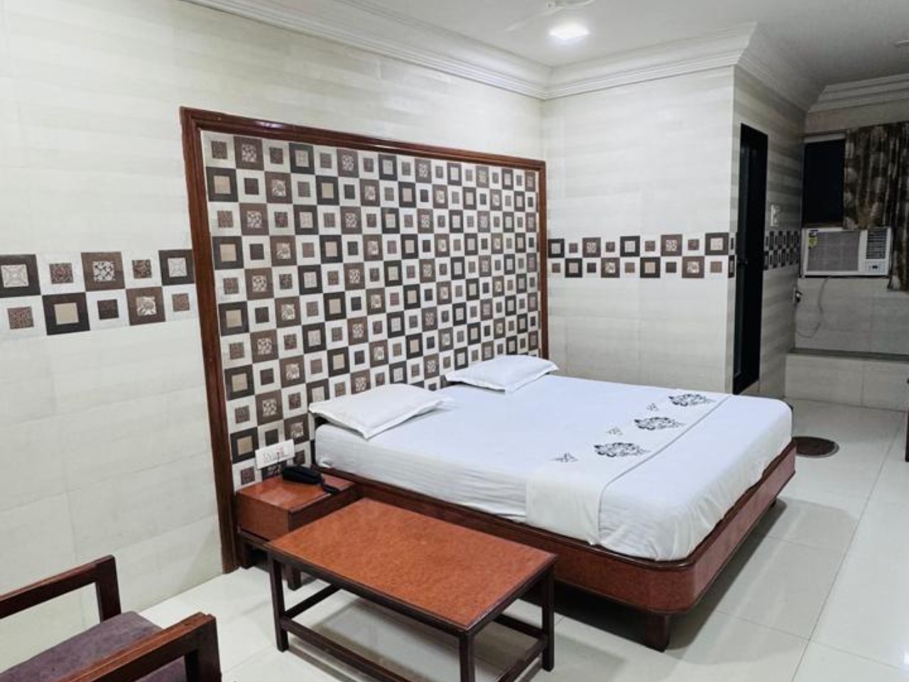 Hotel Shree International in Thane