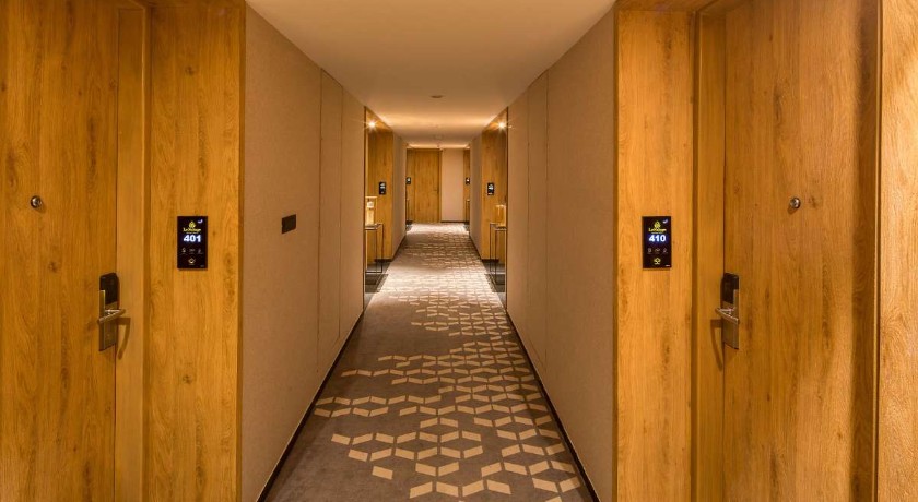 Le Foliage by TGI in Bangalore