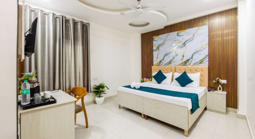 Hotel Admire Expressway by ASP in Noida