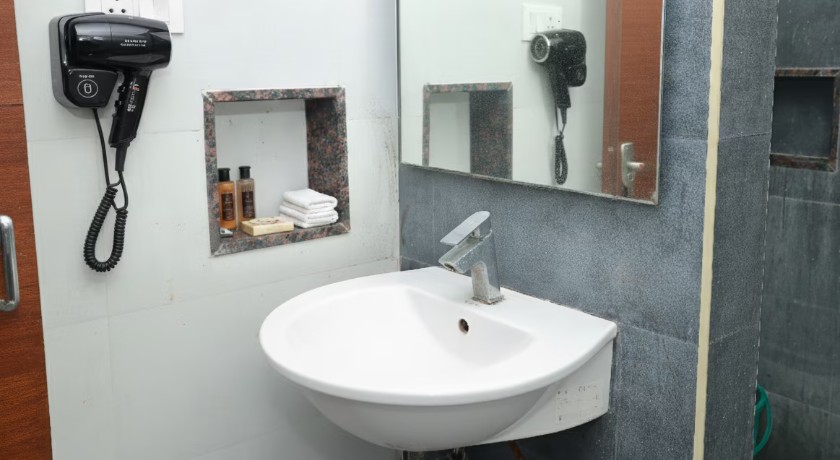 Sivaranjani Hotel in Hosur