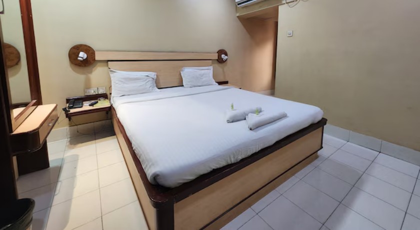 Hotel Pushpak International in Kolkata