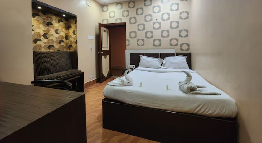 Hotel Pushpak International in Kolkata