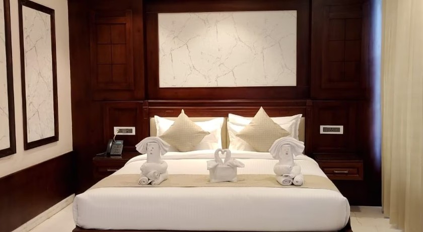 Hotel YKM Crown in Dehradun