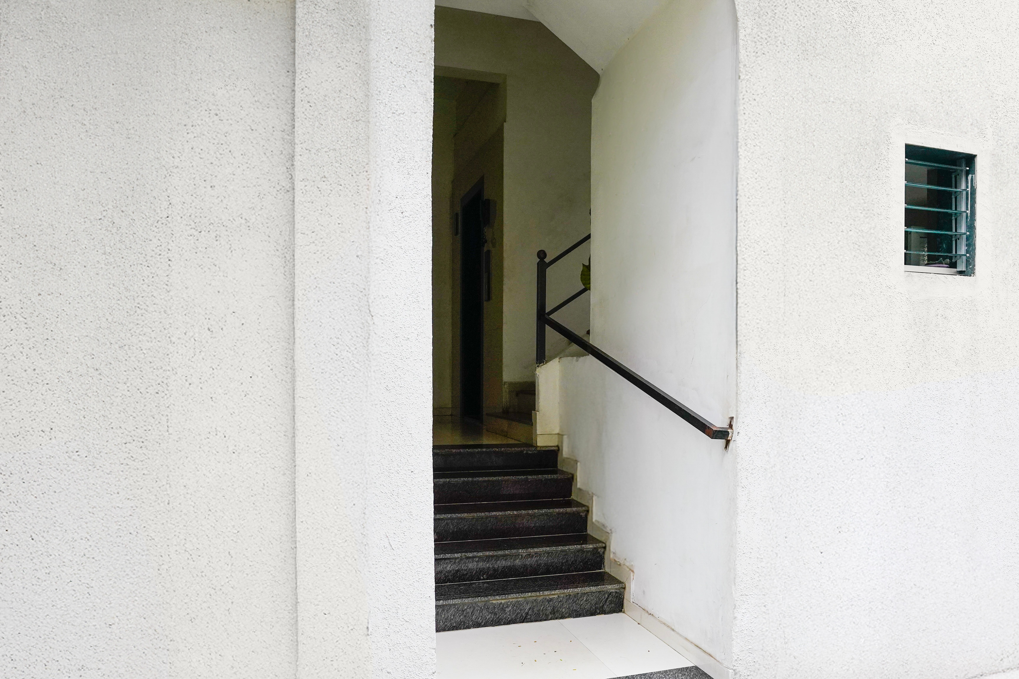  Collection O Viviana Mall Thane West Formerly Athithi Stays in Thane