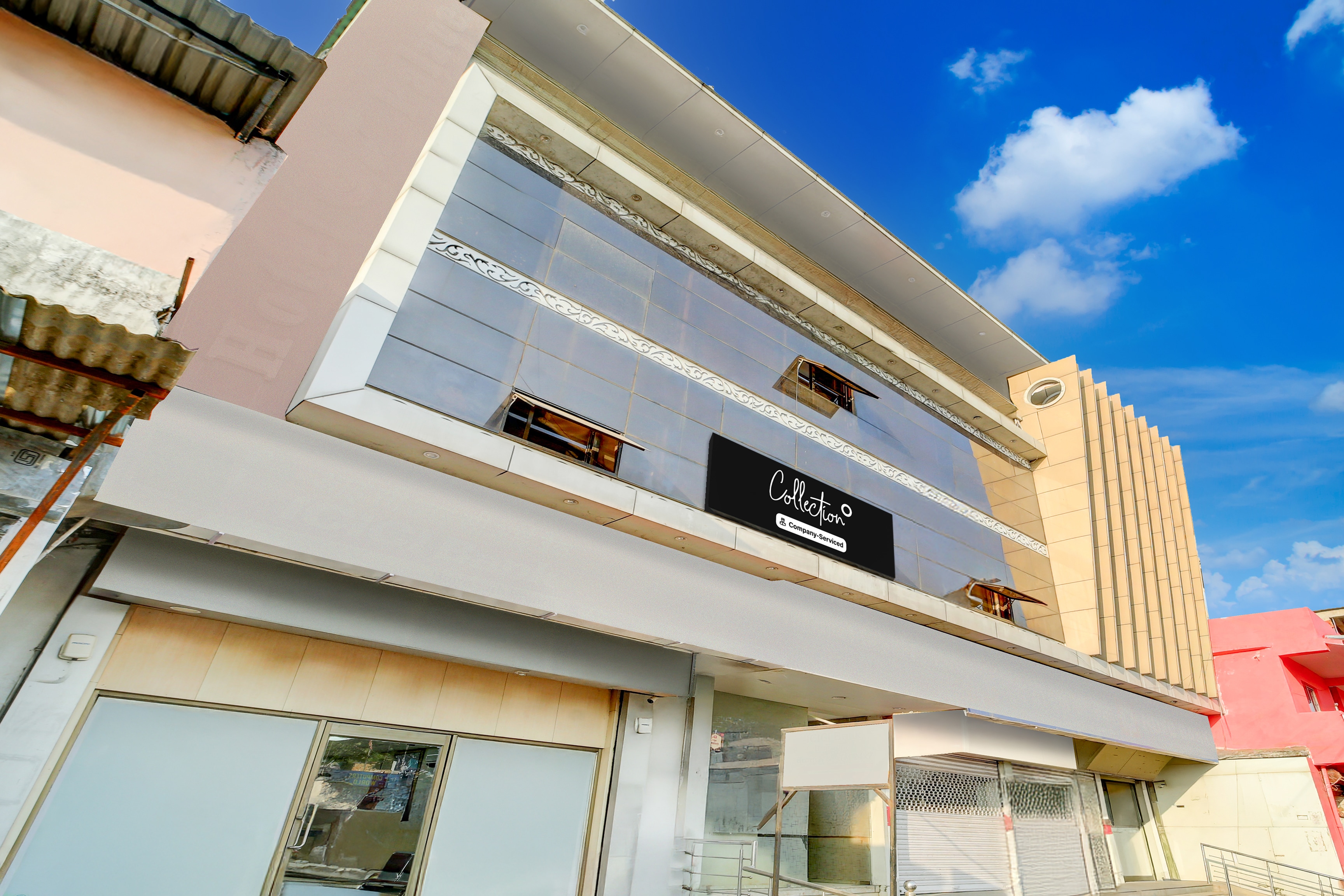 Collection O Bairagarh Railway Station Formerly Hotel OM Palace in Bhopal