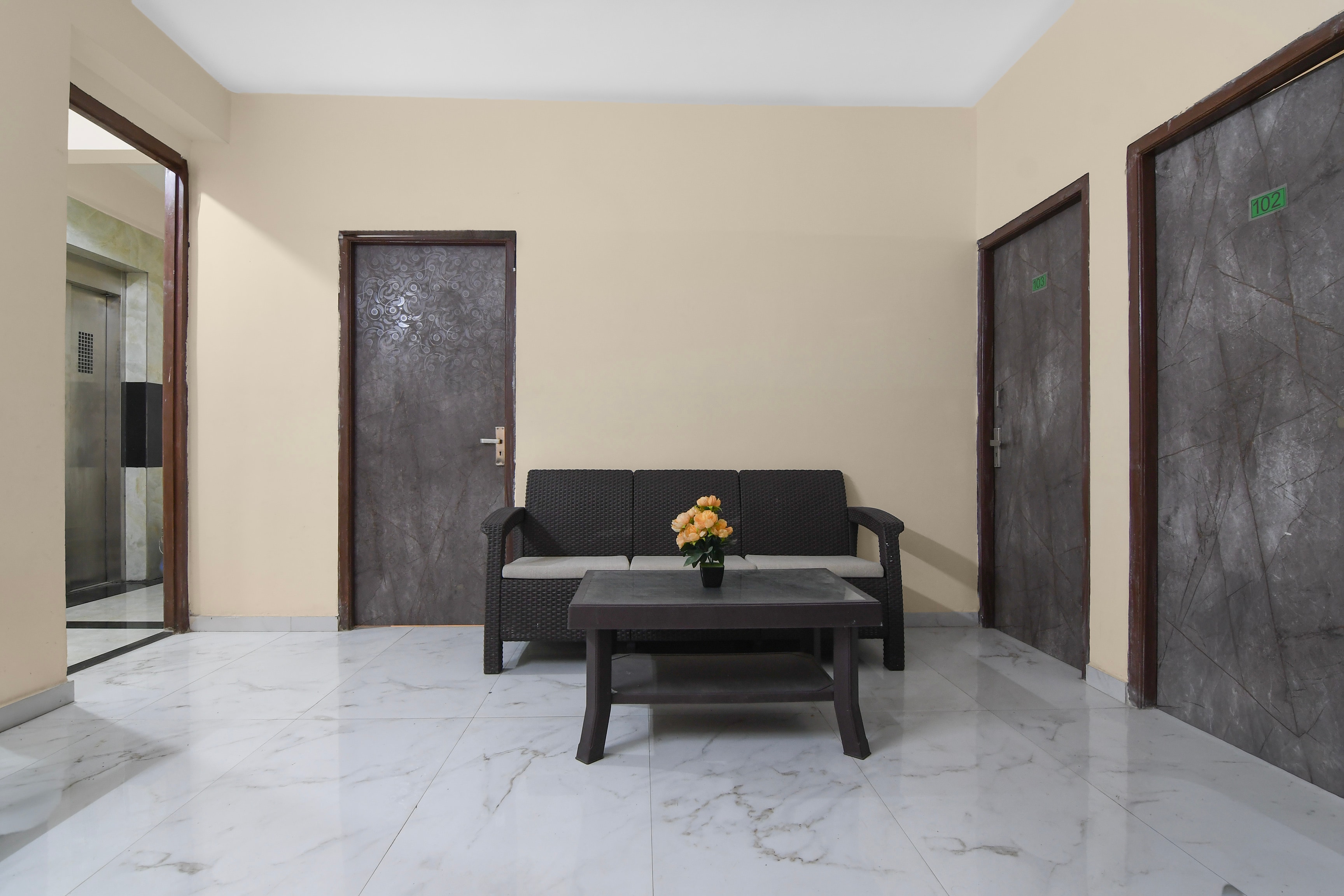 Collection O Biswa Bangla Convention Centre Kolkata Formerly Atithya Inn in Kolkata