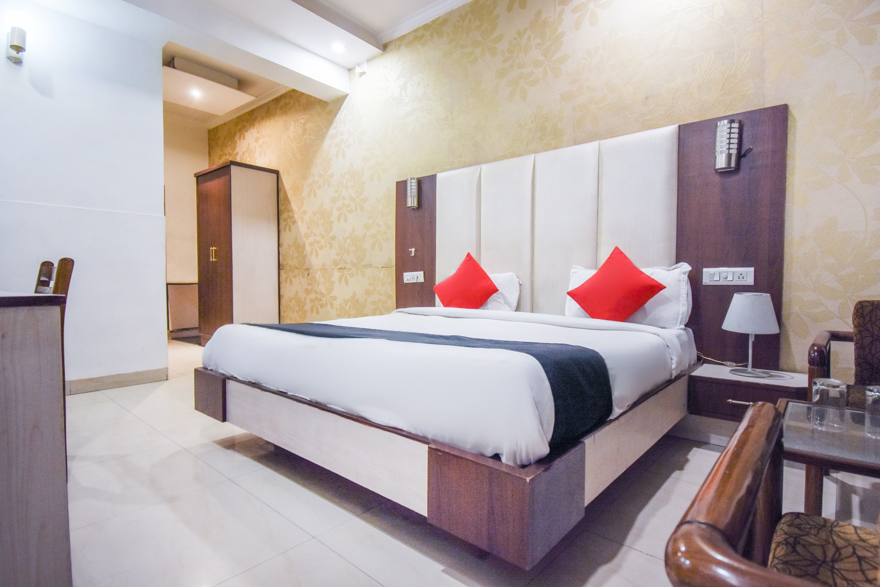 Collection O Company Bagh Amritsar Formerly Hotel Ricky International in Amritsar