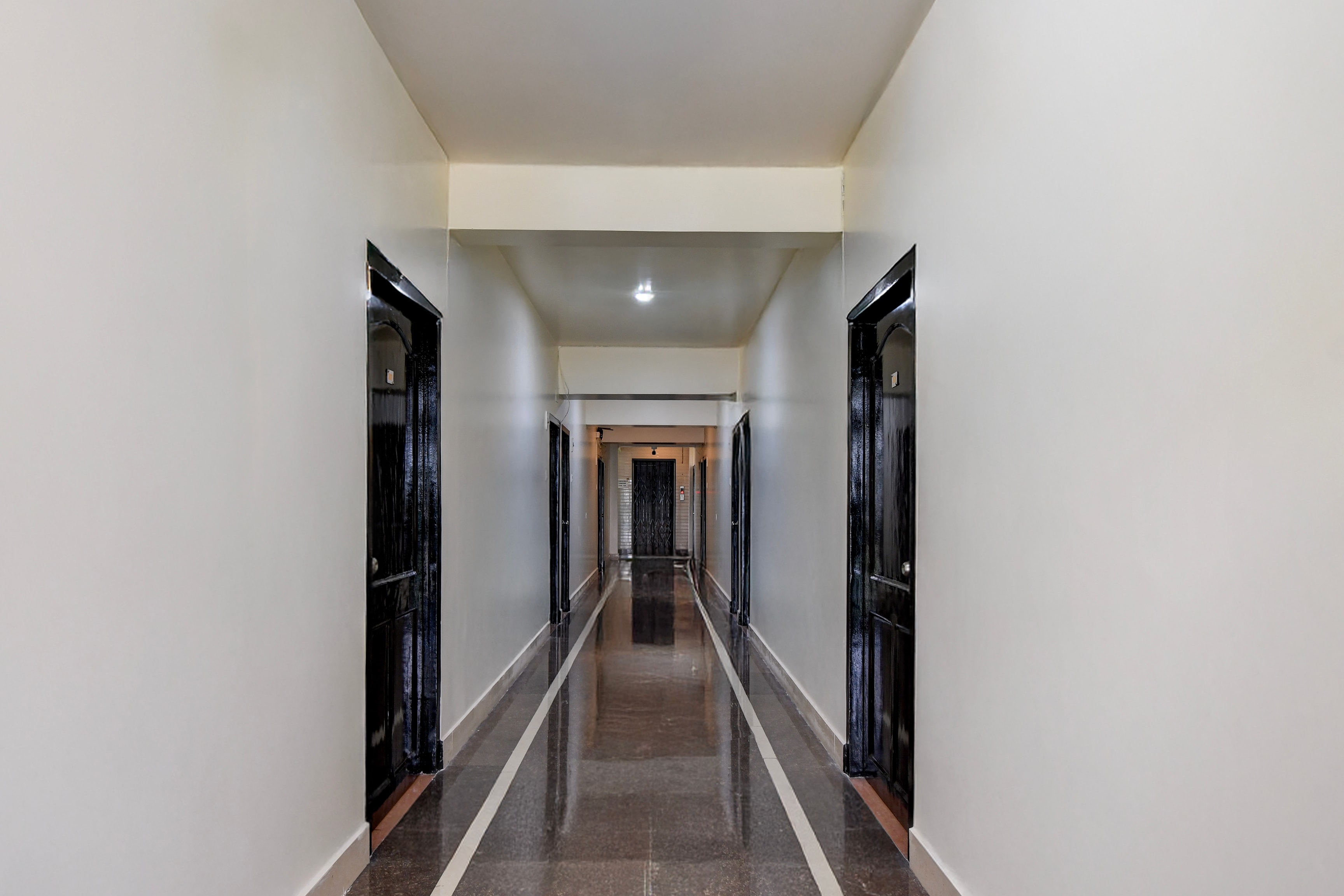 Collection O Jalpaiguri Formerly Greater Kailash in Jalpaiguri