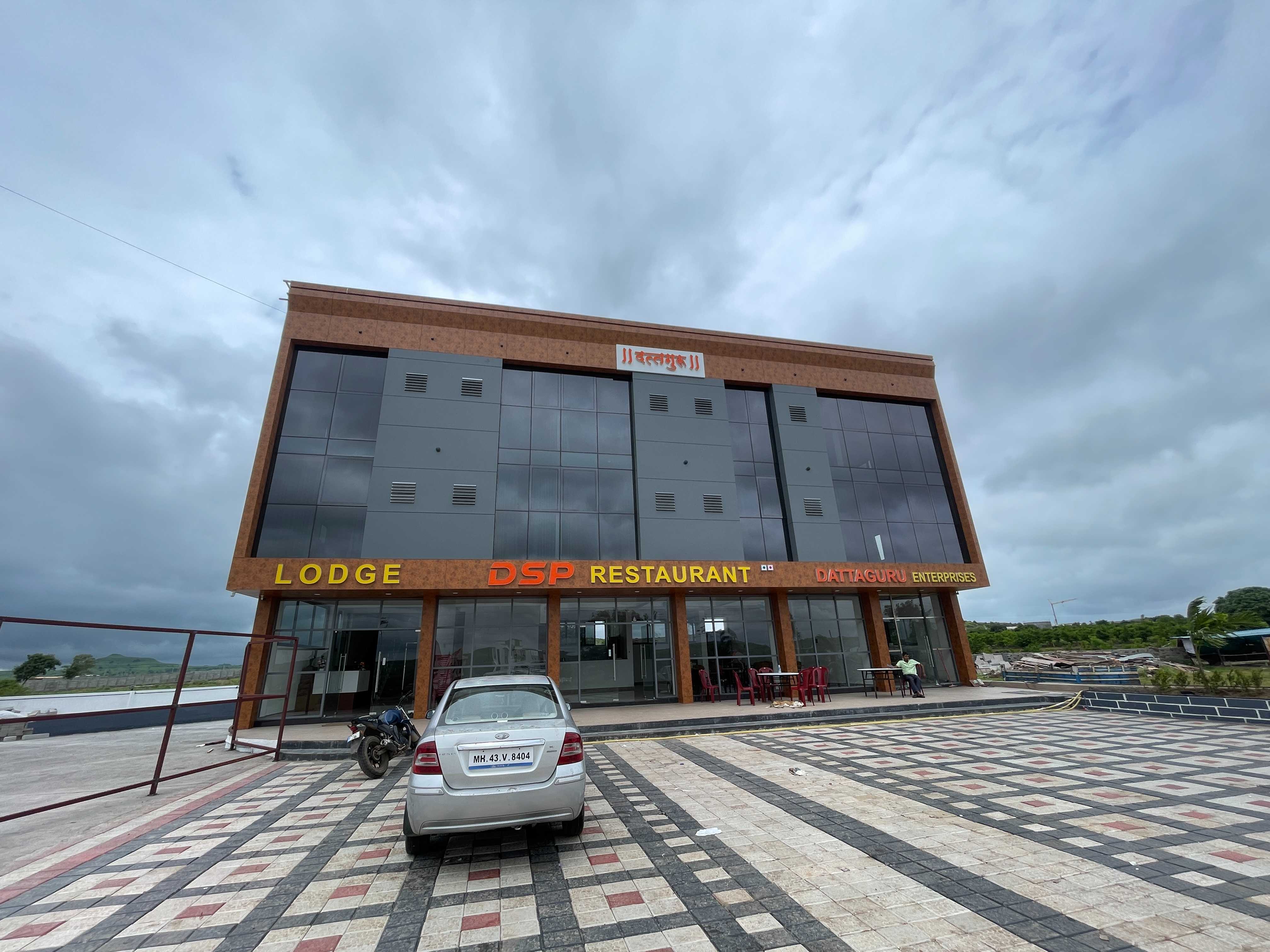 Collection O Kanifnath Trek Pune in Pune