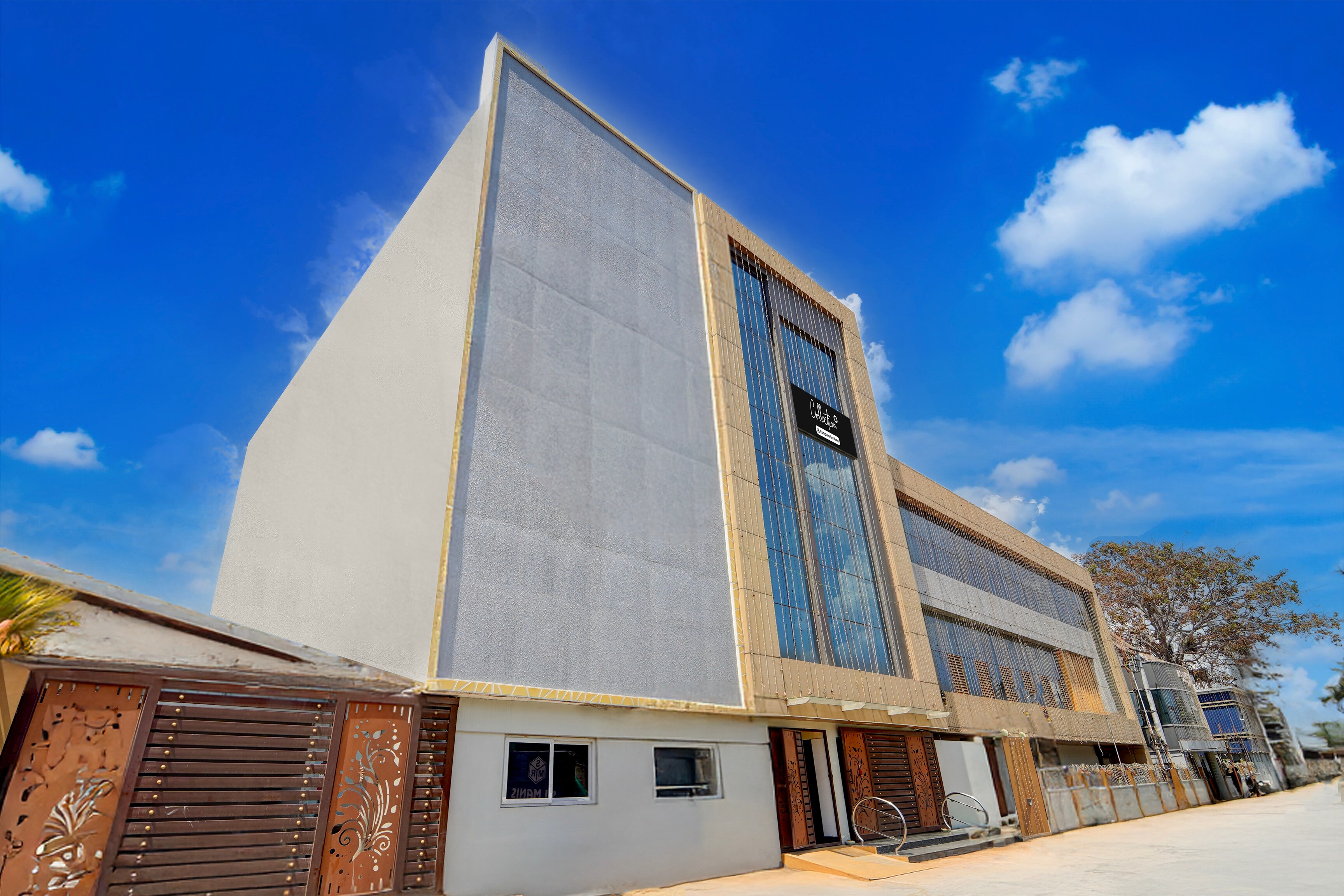 Collection O Republic Mall Coimbatore Formerly Manis Residency in Coimbatore