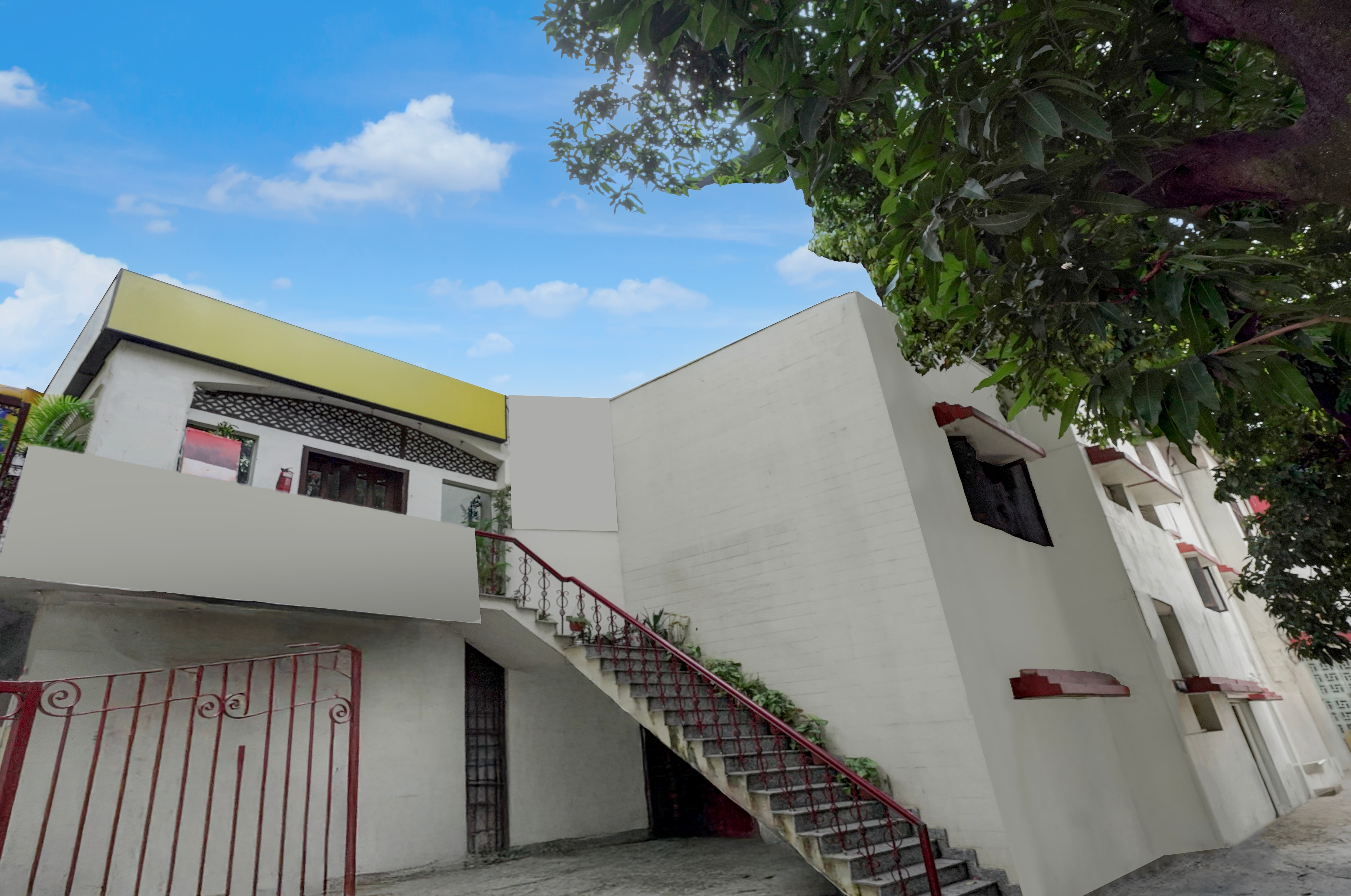 Hotel O Ashtley Hall Dehradun Formerly Daichi in Dehradun