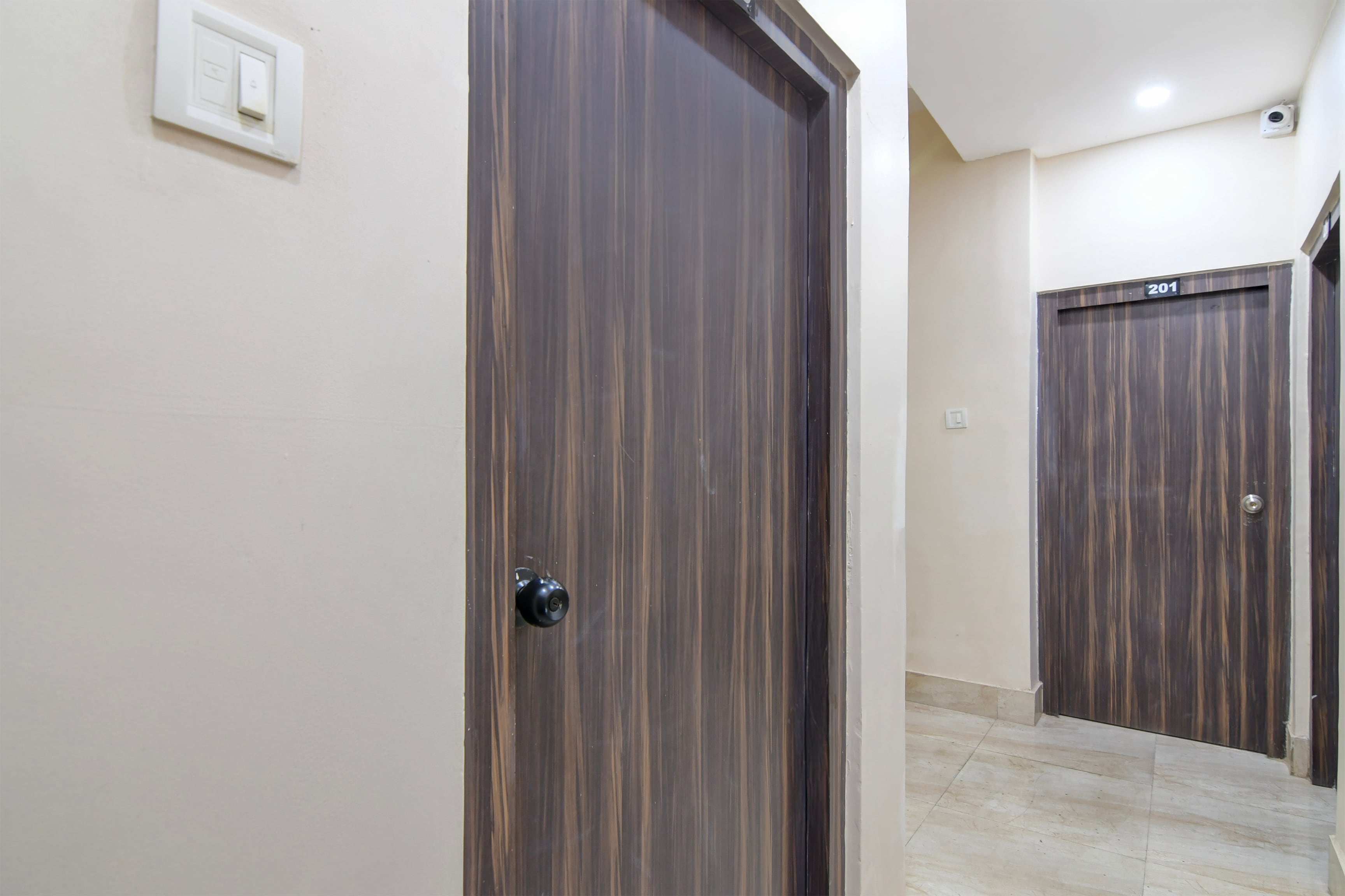 Hotel O Chinar Park Kolkata Formerly Zapper Inn in Kolkata