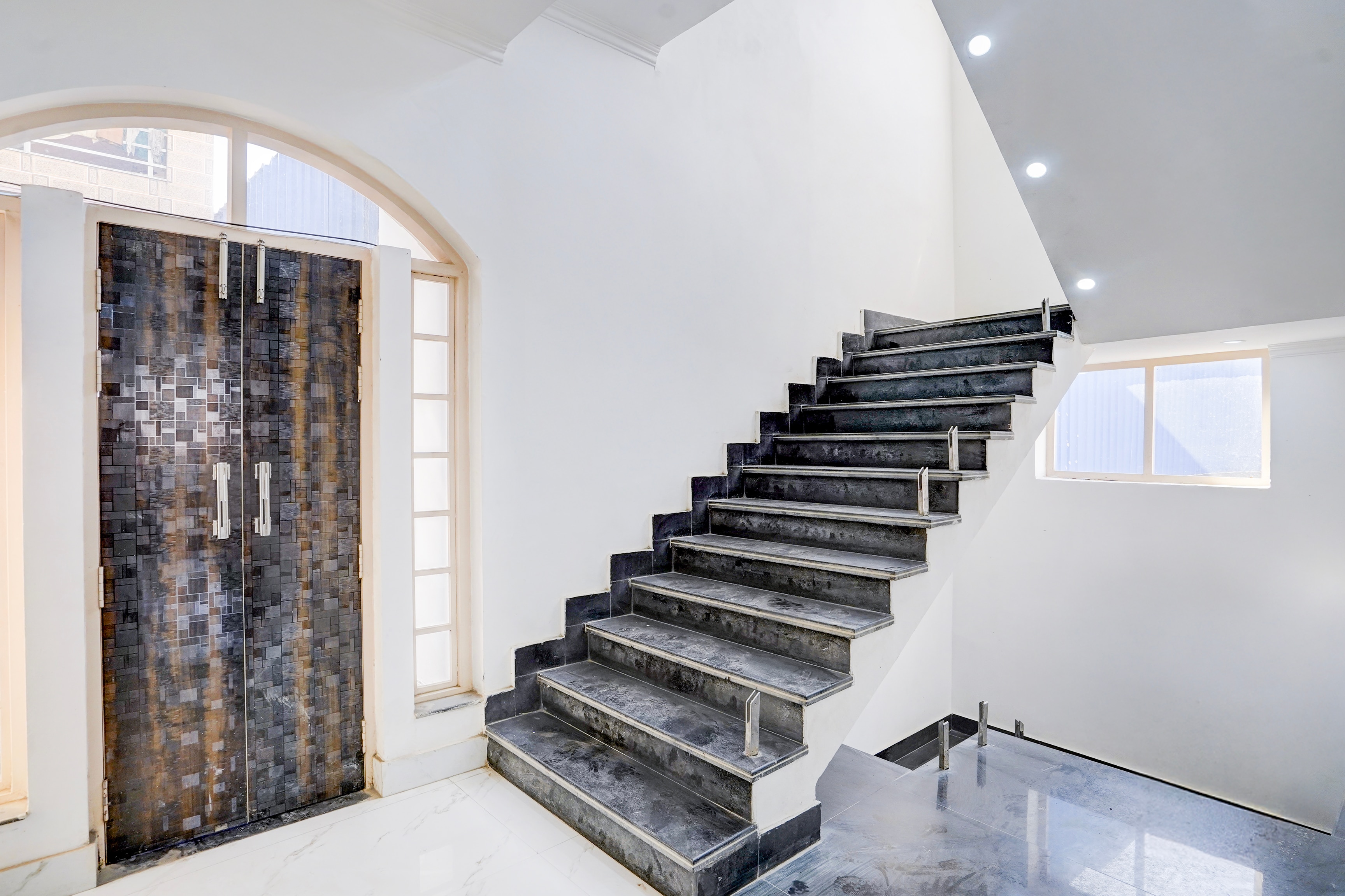 Hotel O Dehradun Railway Station Formerly Vista Express Homestay in Dehradun