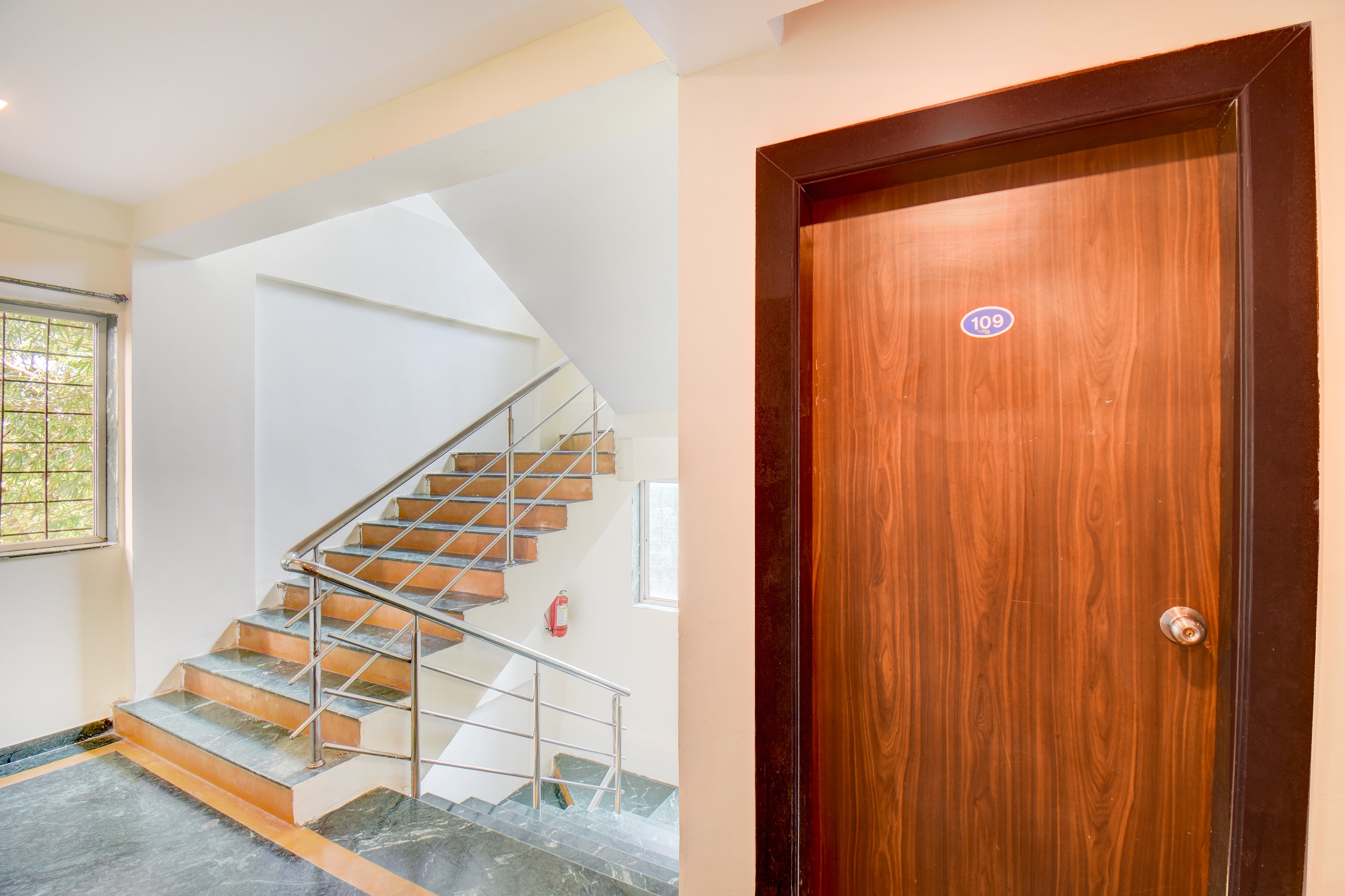 Hotel O Khadakwasla Lakeview Formerly Gokul Lodge in Pune