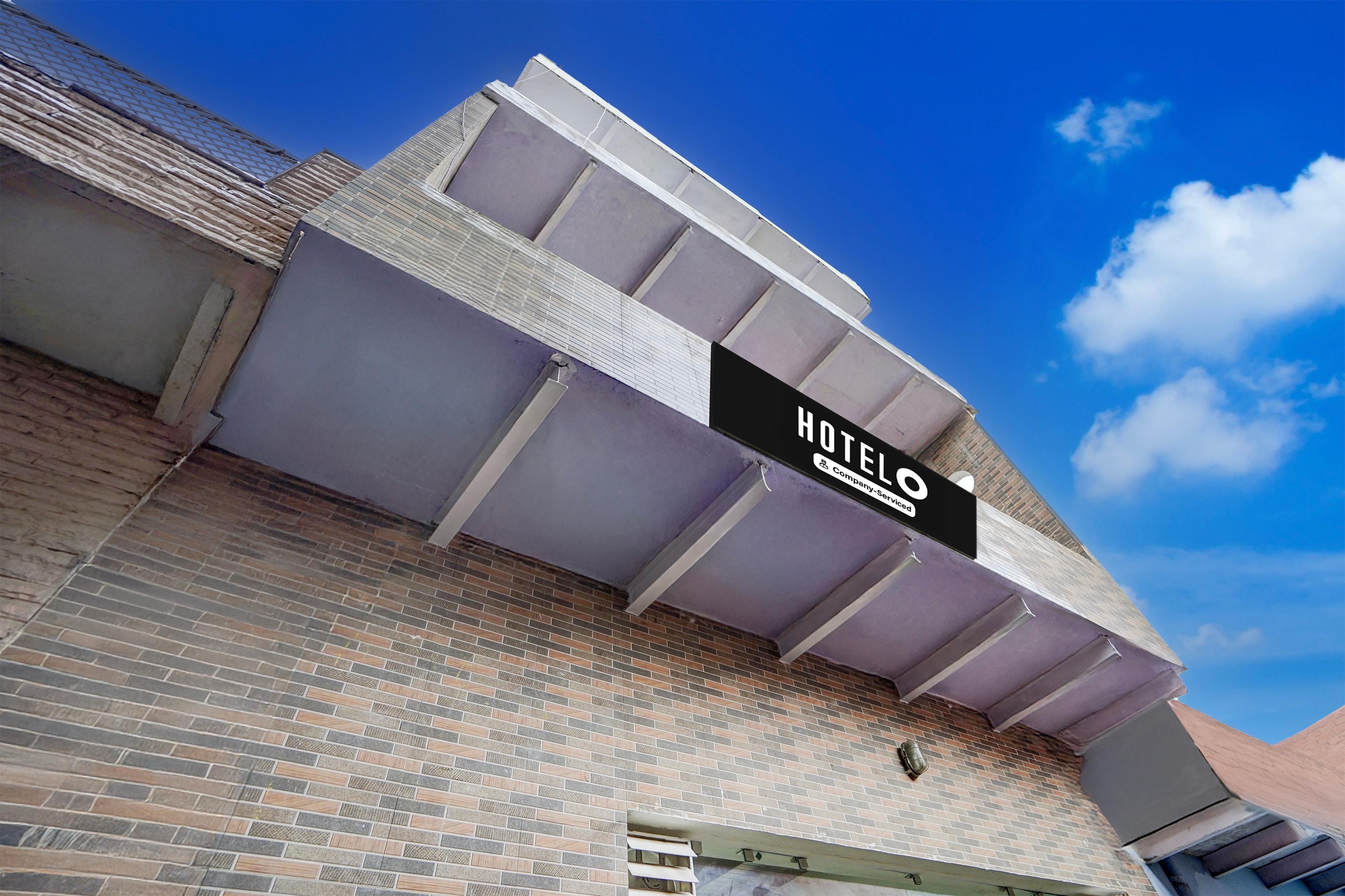 Hotel O Mathura Central Railway Junction Formerly Bhagwati Palace in Mathura