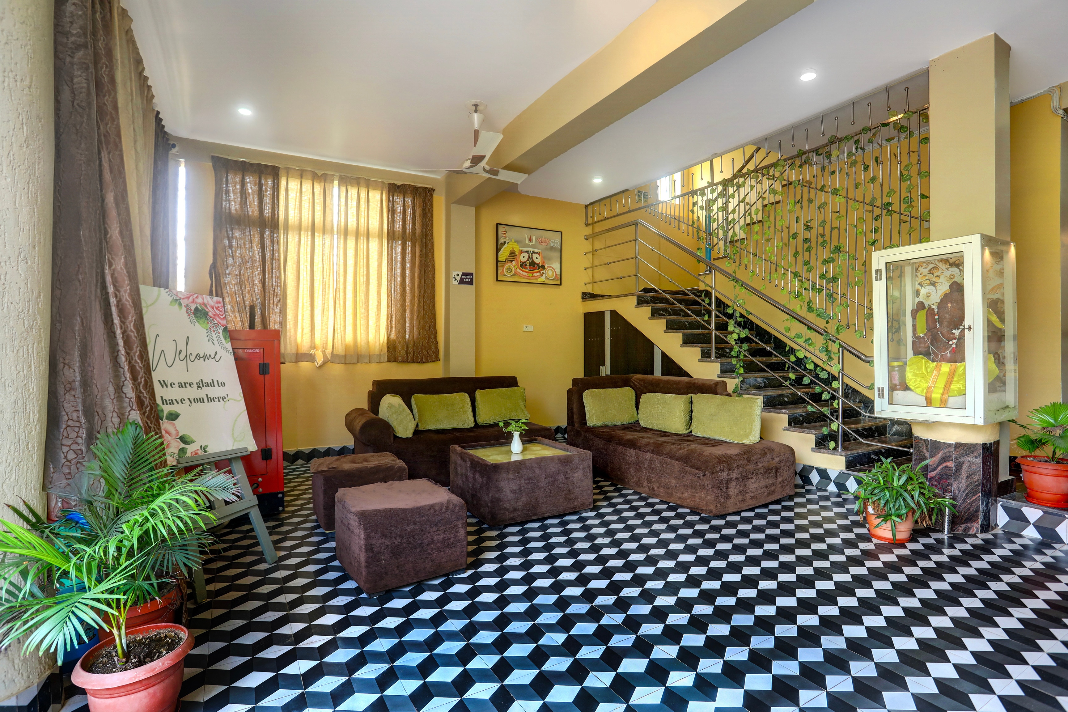 Hotel O New Marine Drive Puri Formerly Padmahar in Puri