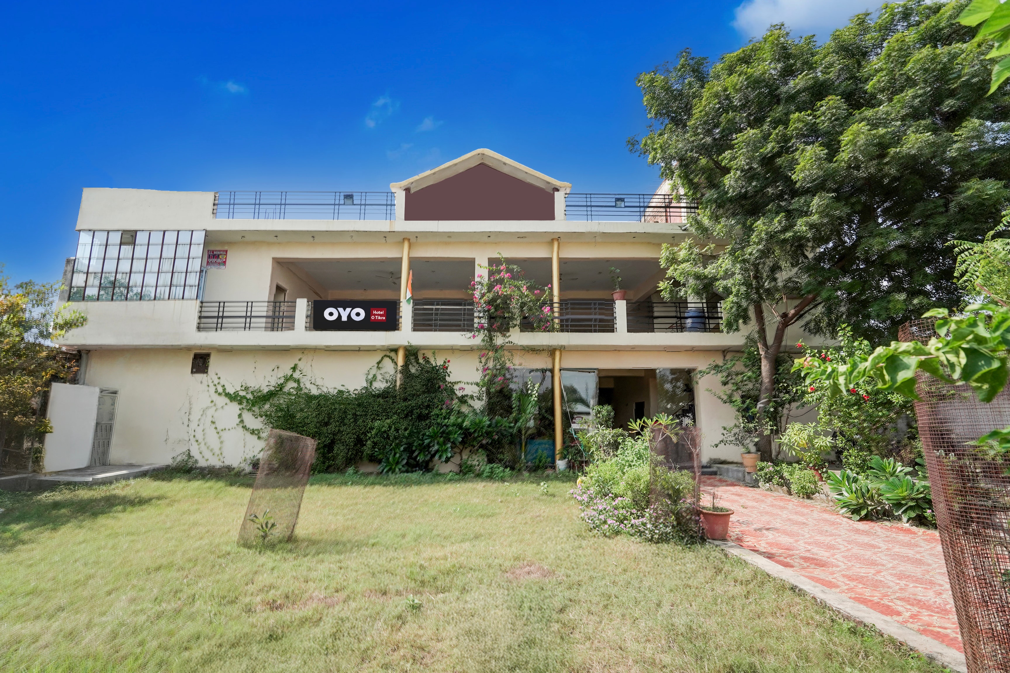 Hotel O ONMT Inter College Kanpur Formerly Mangalam Palace in Kanpur