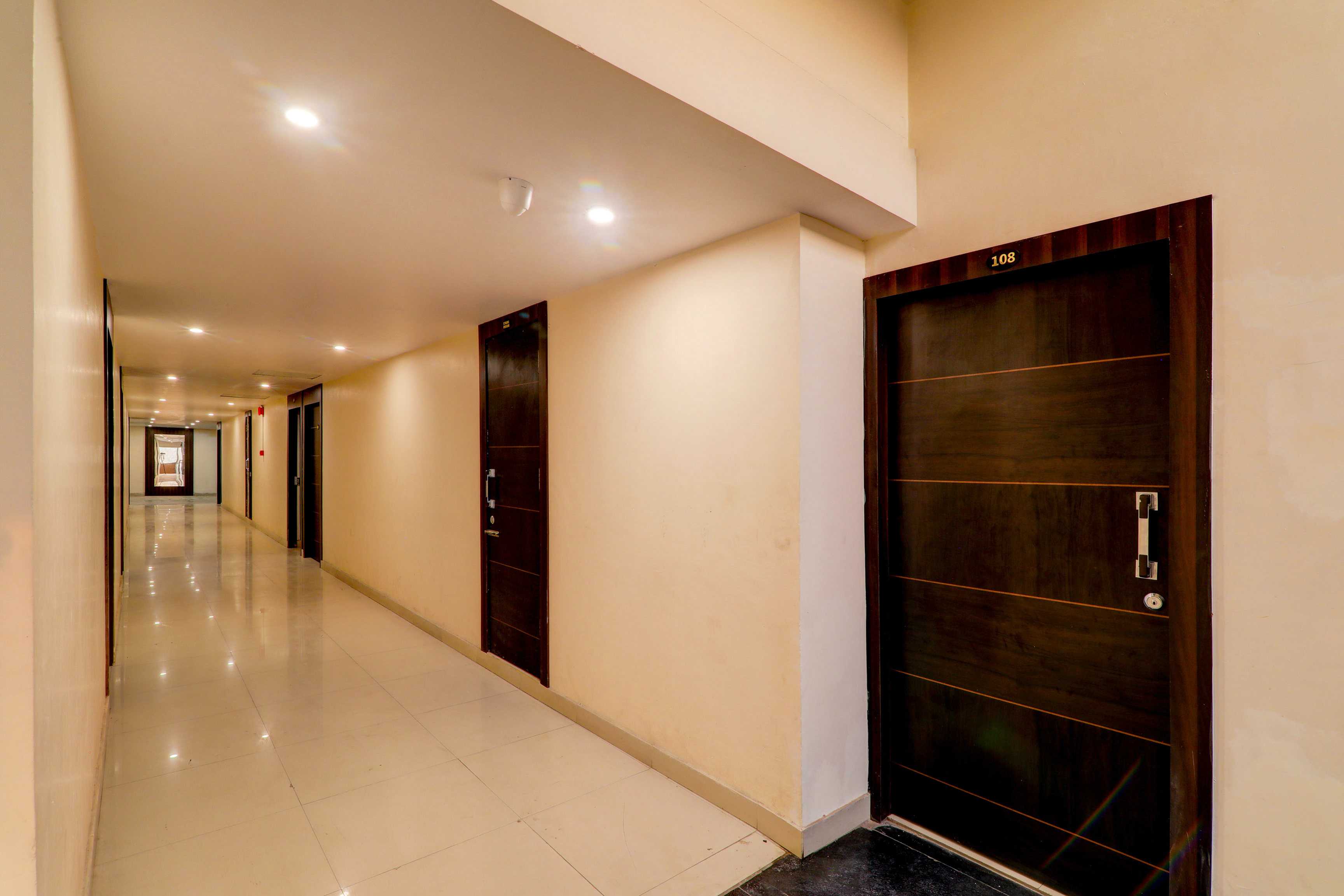 Super Collection O Alambagh Formerly BM Palace in Lucknow