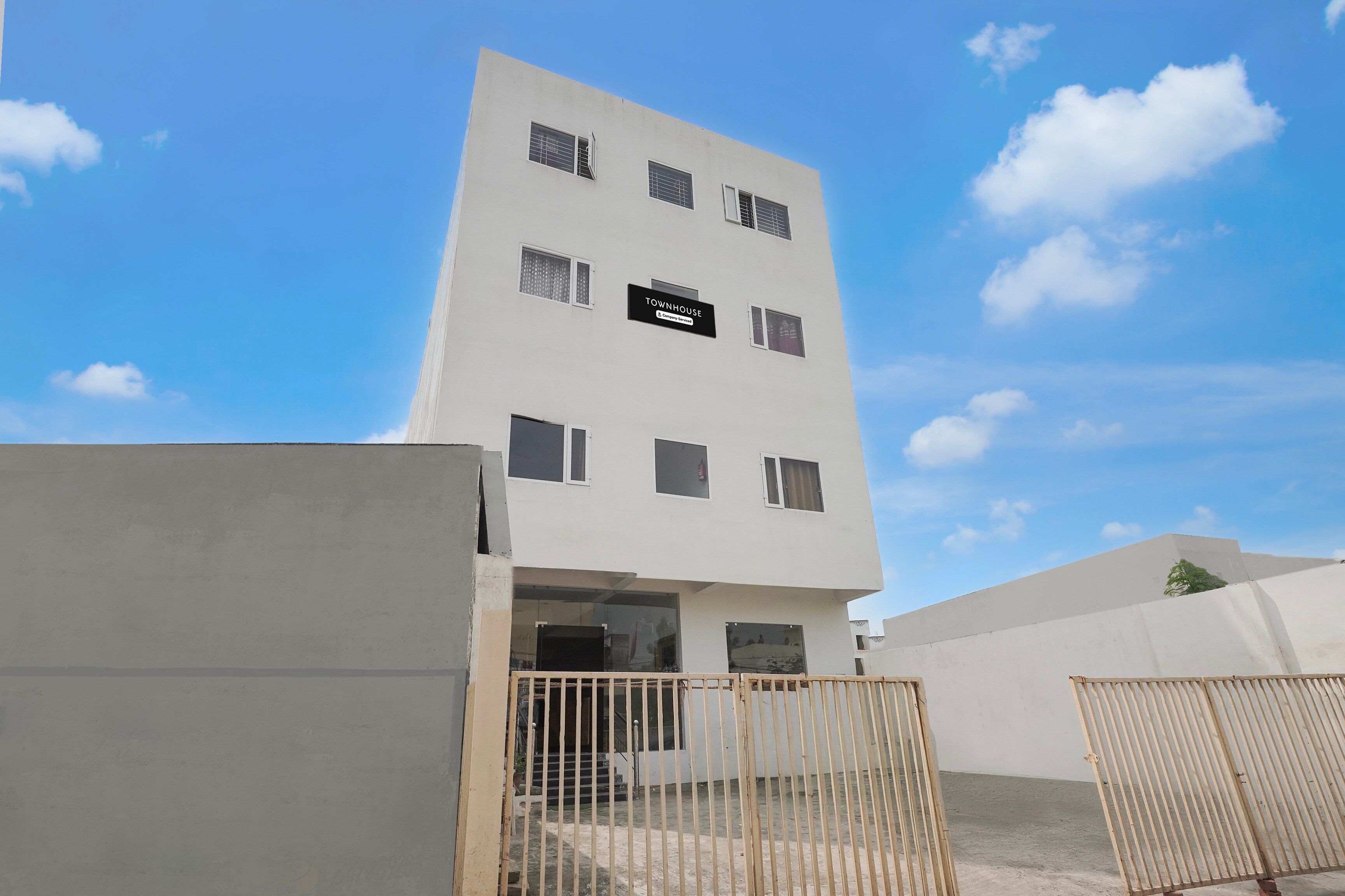 Super Collection O Banaras Railway Junction Formerly Varanasi Suites in Varanasi