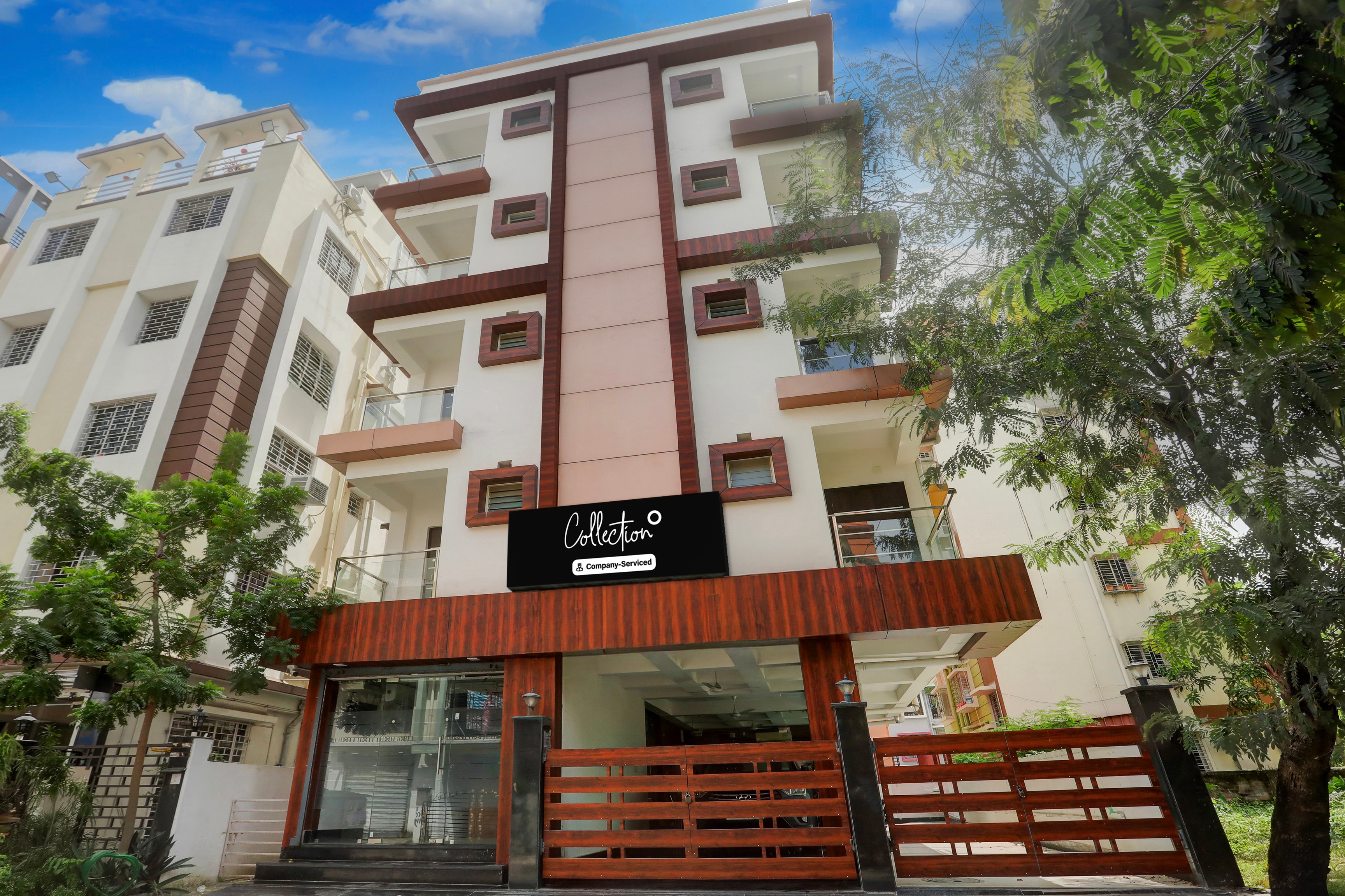 Super Collection O Biswa Bangla Kolkata Formerly Dream Palace in Kolkata