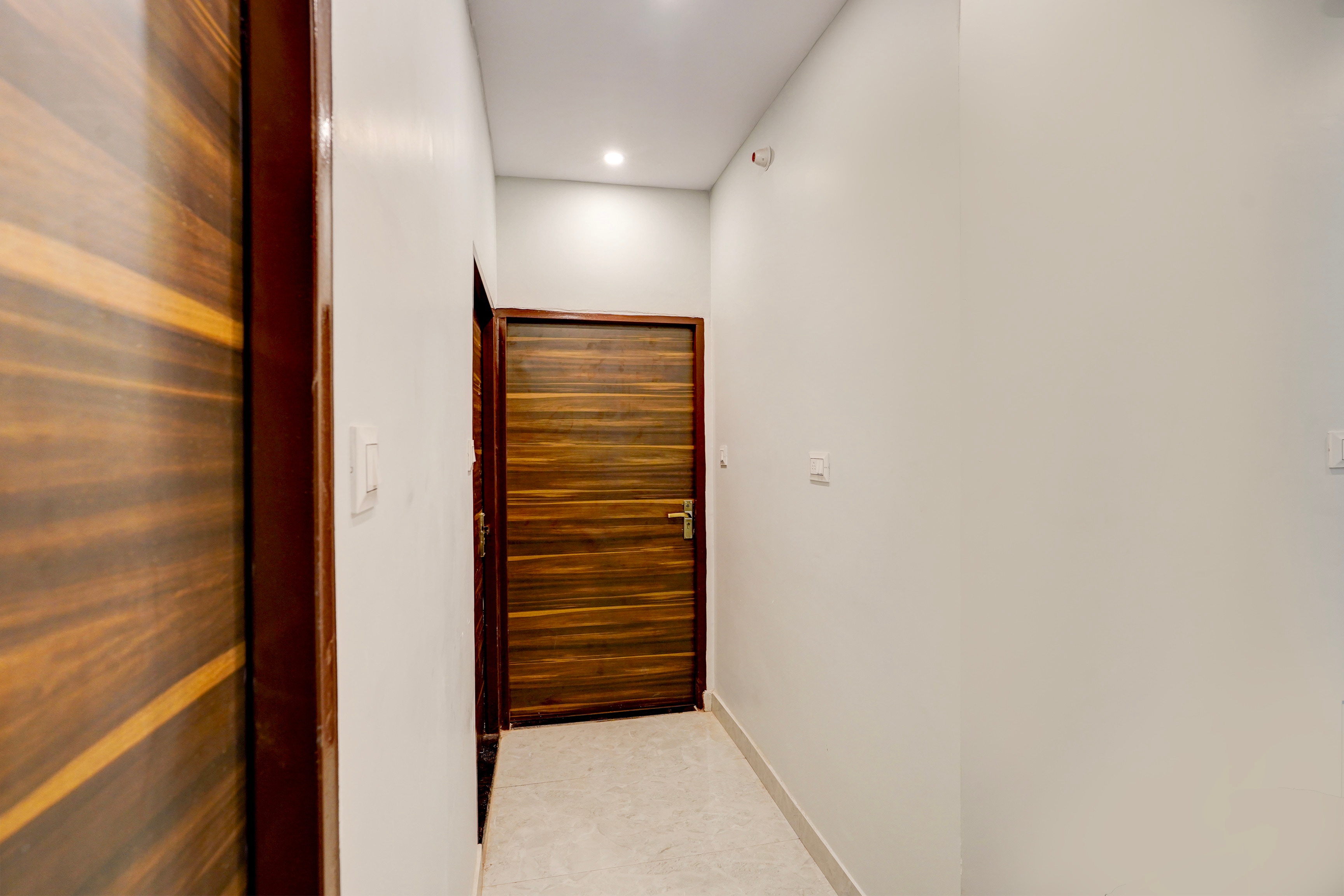 Super Collection O IIT BHU Varanasi Formerly Singh Residency in Varanasi