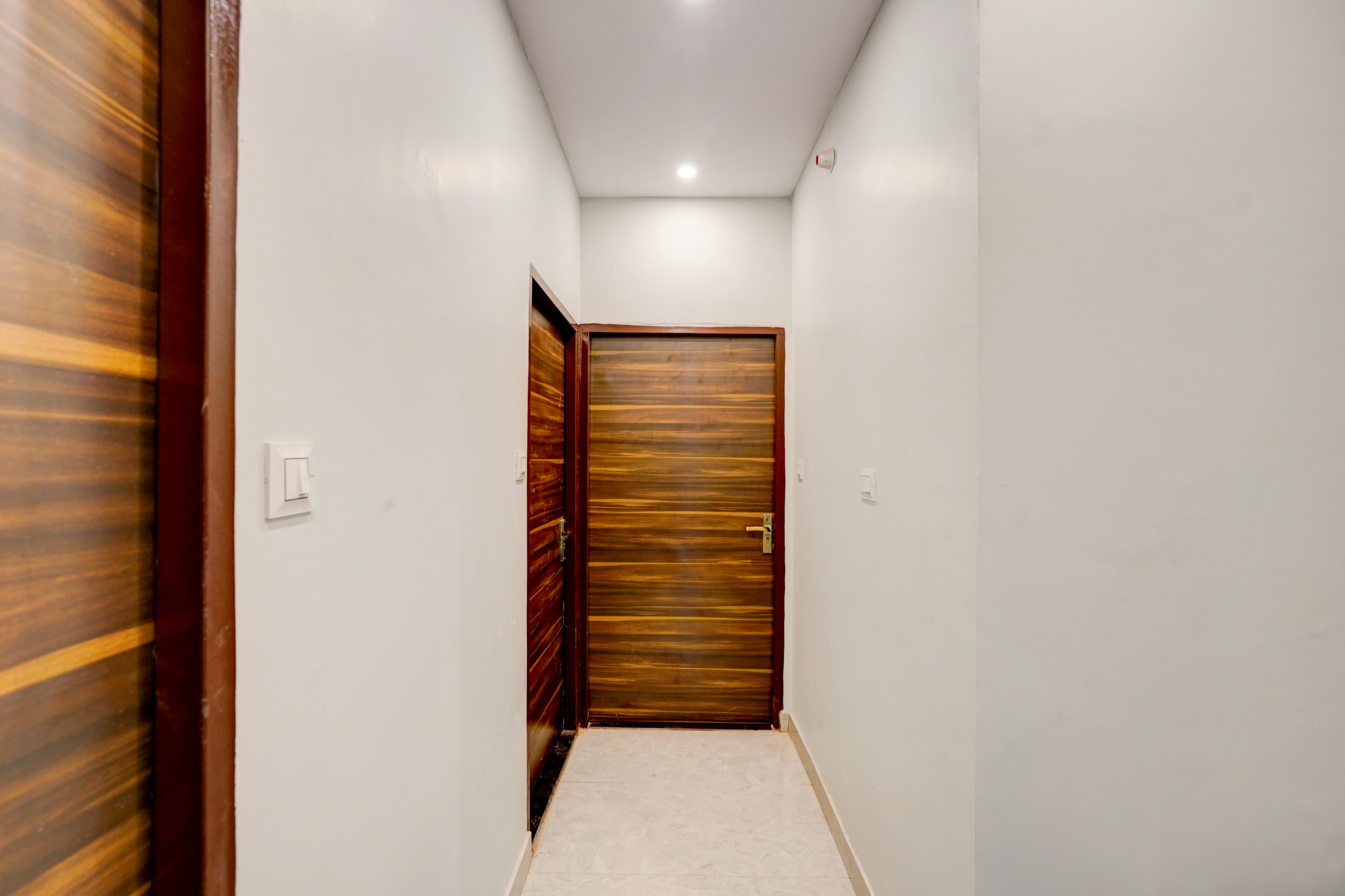 Super Collection O IIT BHU Varanasi Formerly Singh Residency in Varanasi