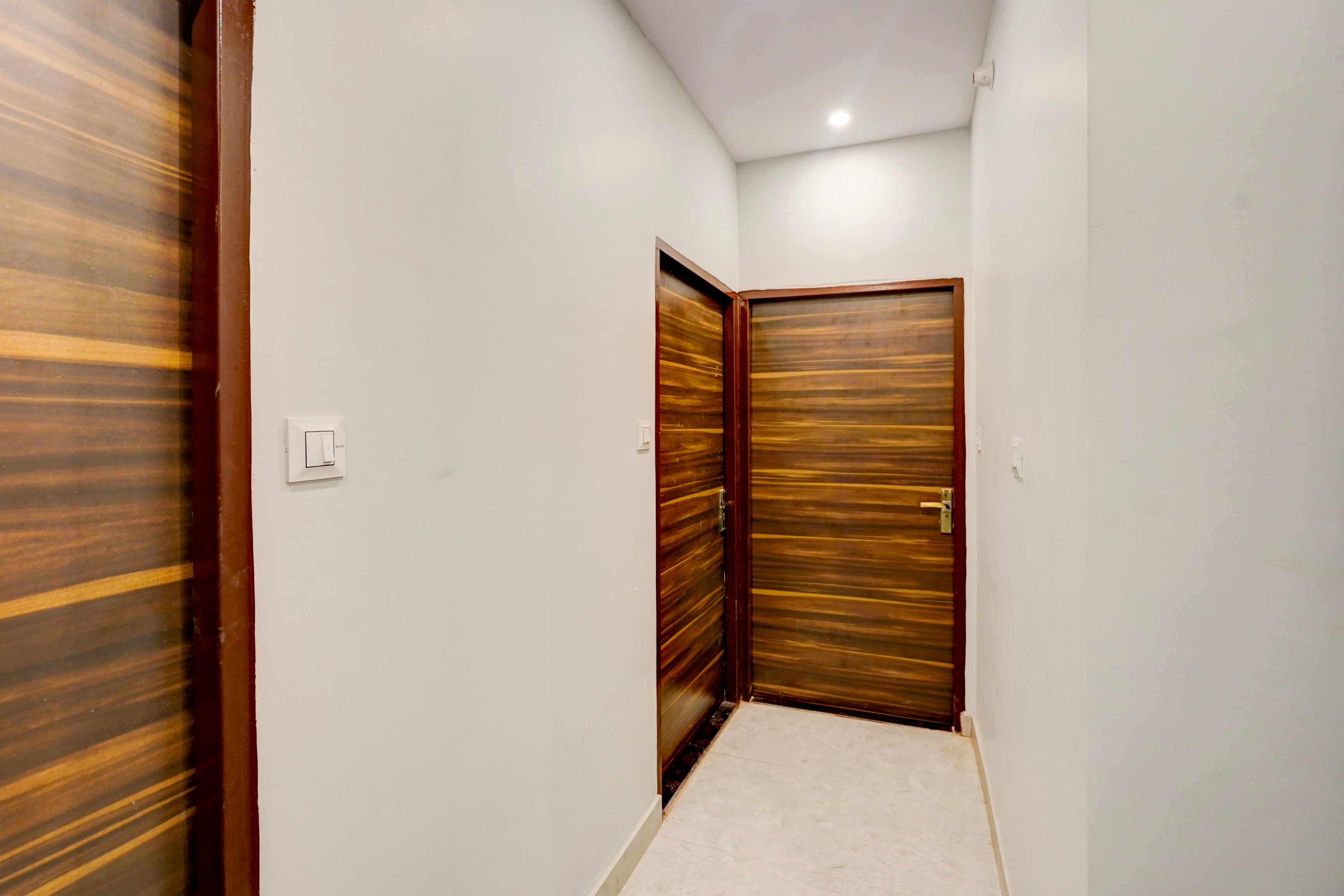 Super Collection O IIT BHU Varanasi Formerly Singh Residency in Varanasi