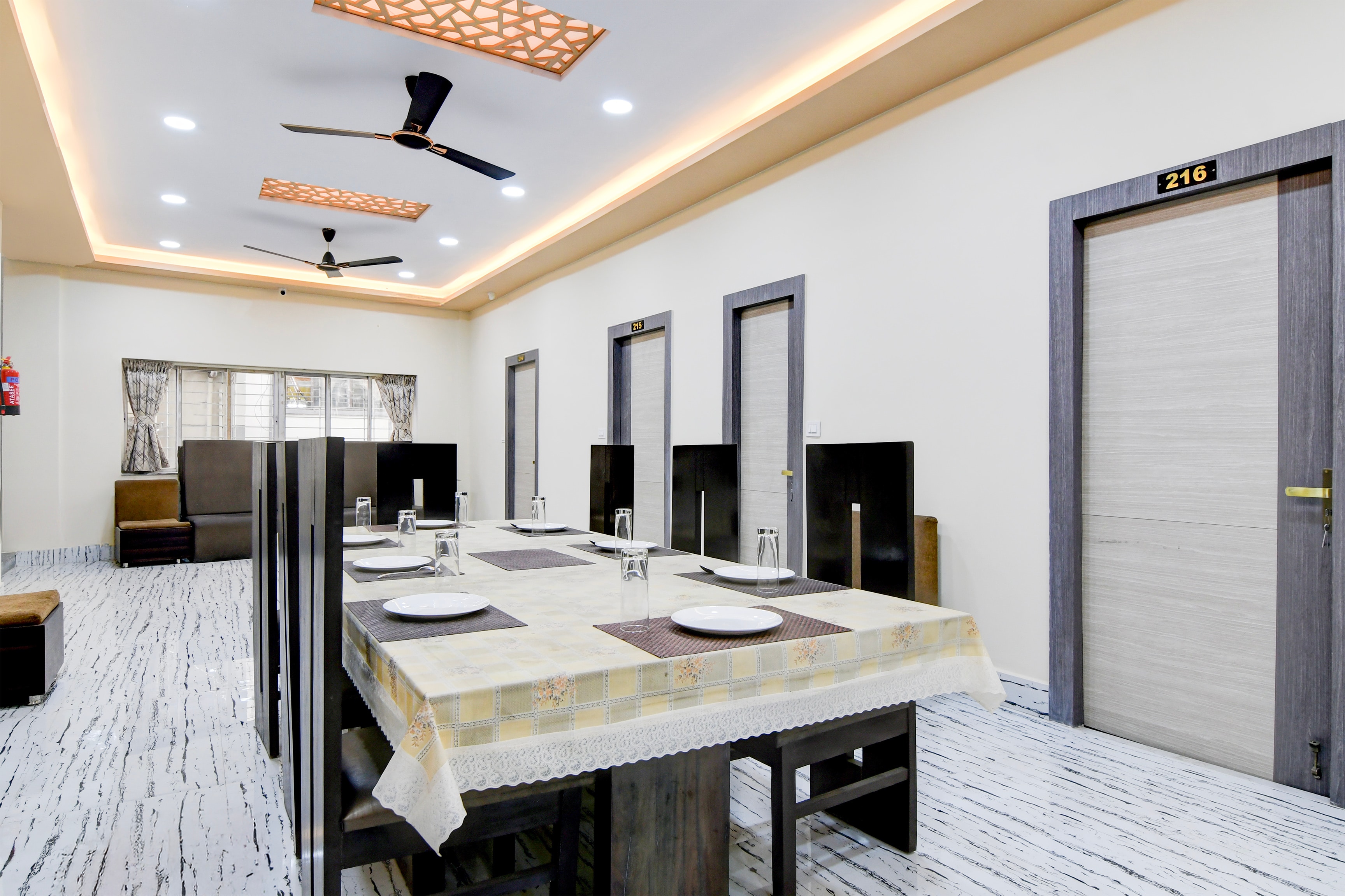 Super Collection O Joka Industrial Plaza in Kolkata