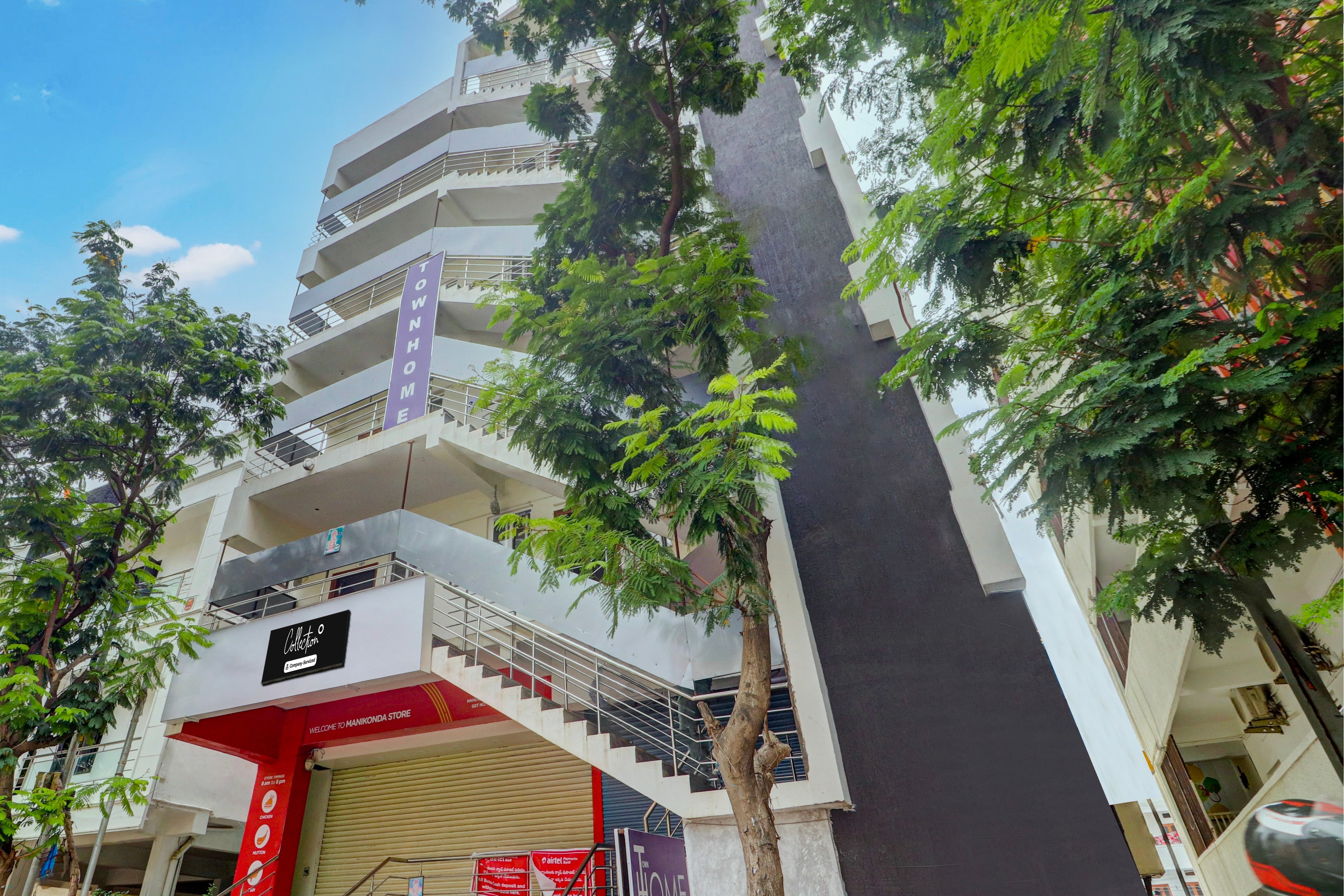 Super Collection O Manikonda in Hyderabad