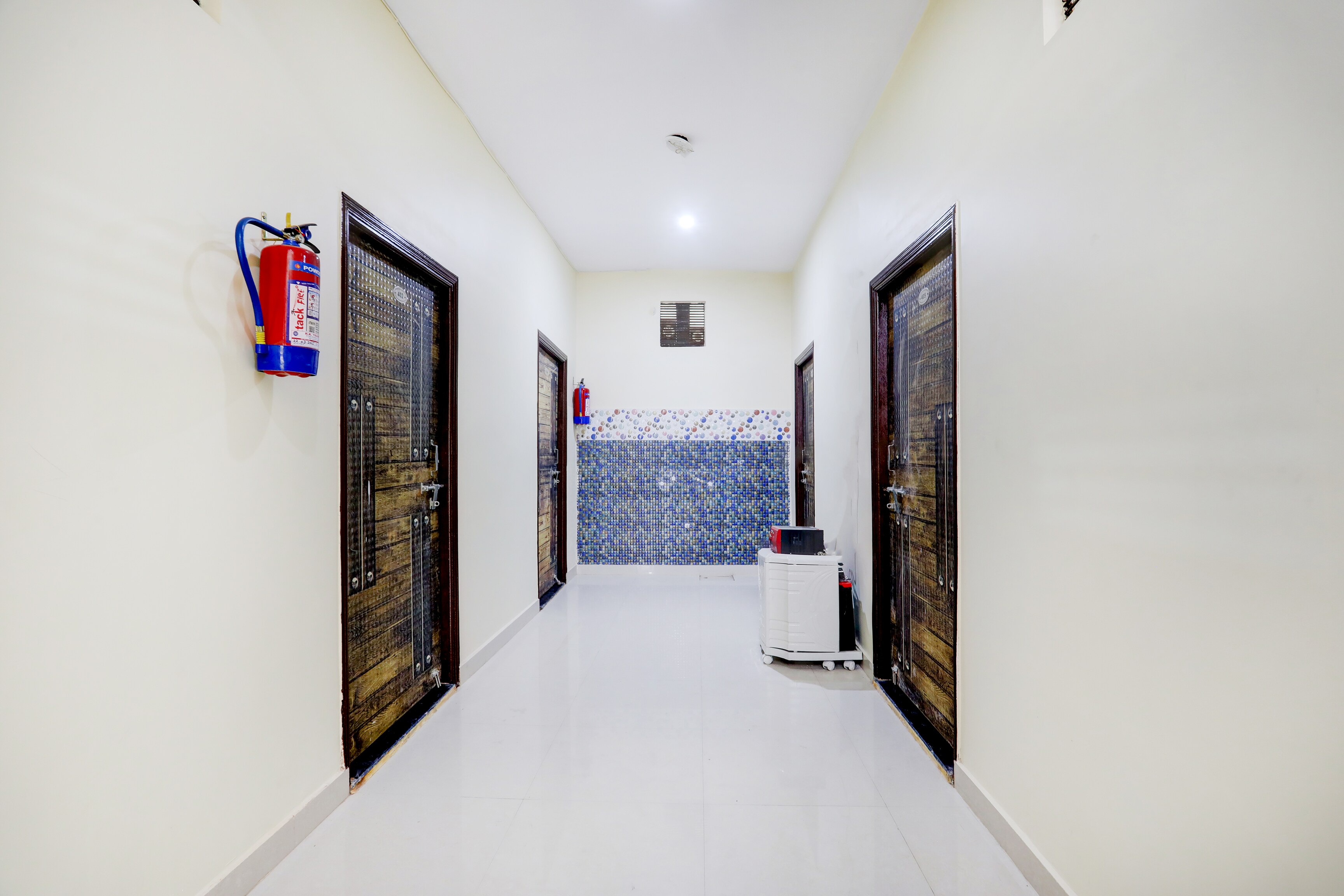 Super Collection O Nagwa Lanka Varanasi in Varanasi