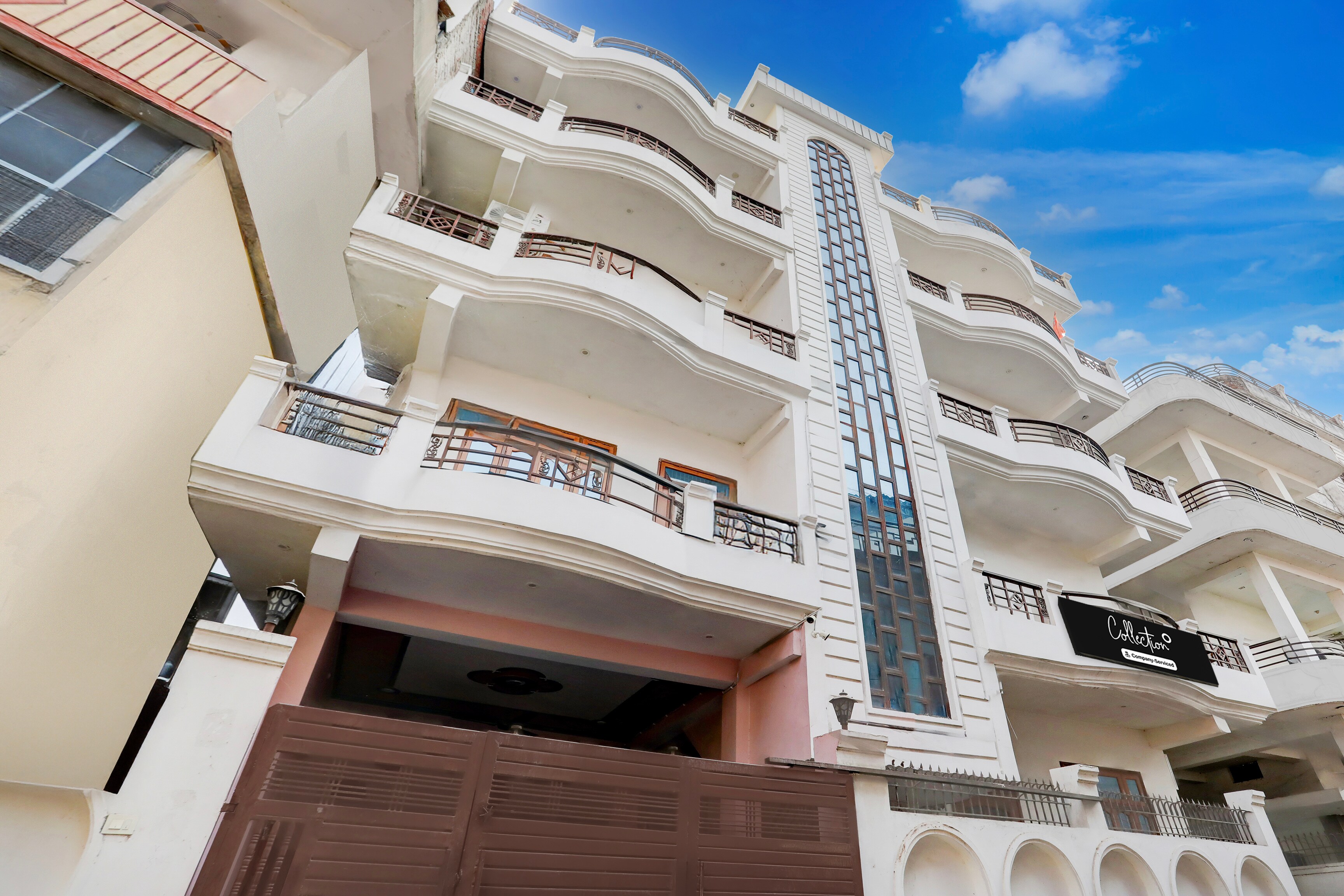 Super Collection O Nagwa Lanka Varanasi in Varanasi