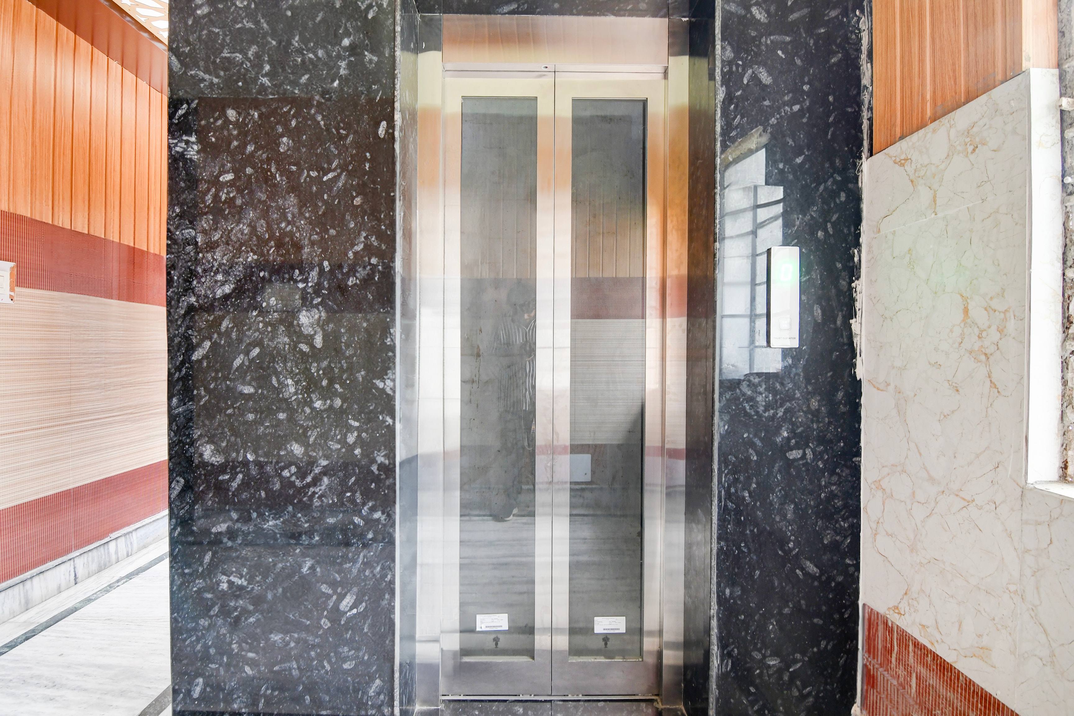 Super Collection O New Jalpaiguri Railway Station Formerly Prince Lodge in Siliguri