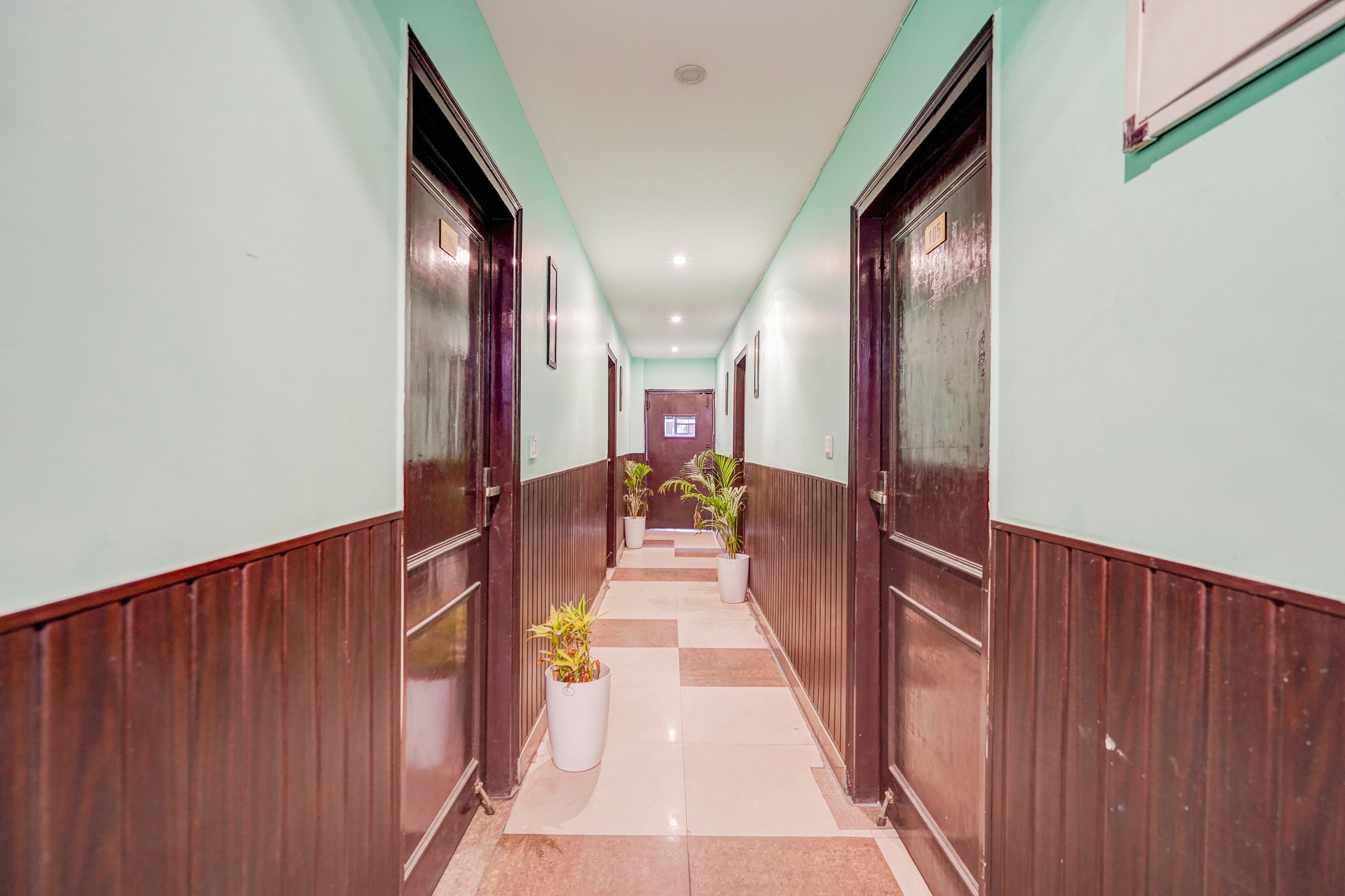 Super Collection O Rispana Pul Dehradun Formerly Hotel Square 1 in Dehradun