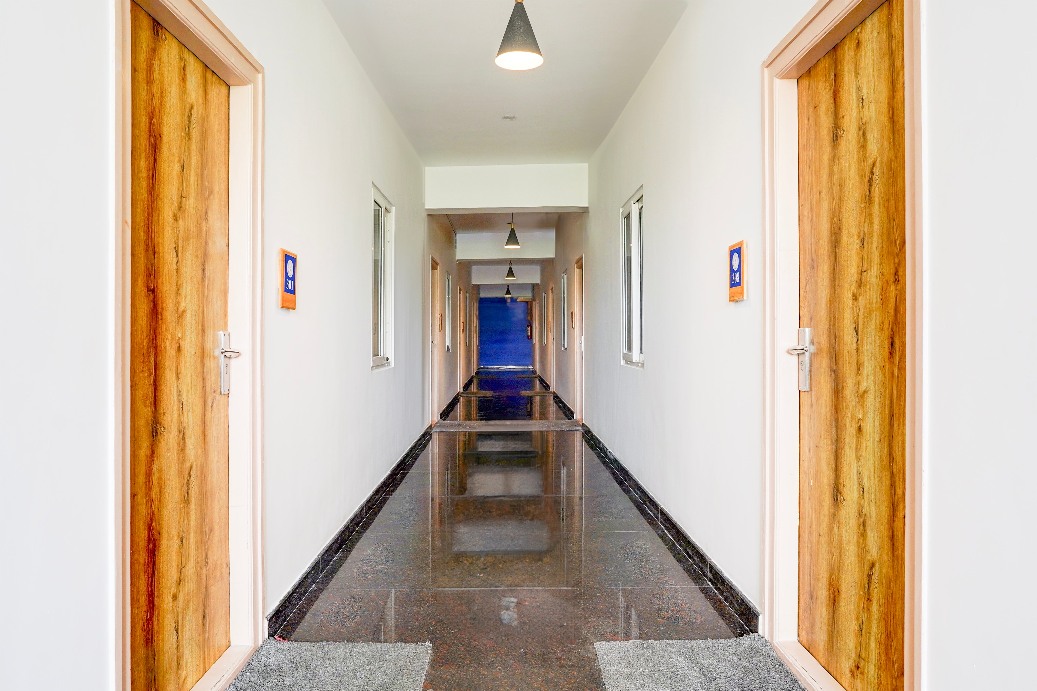 Super Collection O Sarjapura Road Kasavanahalli in Bangalore