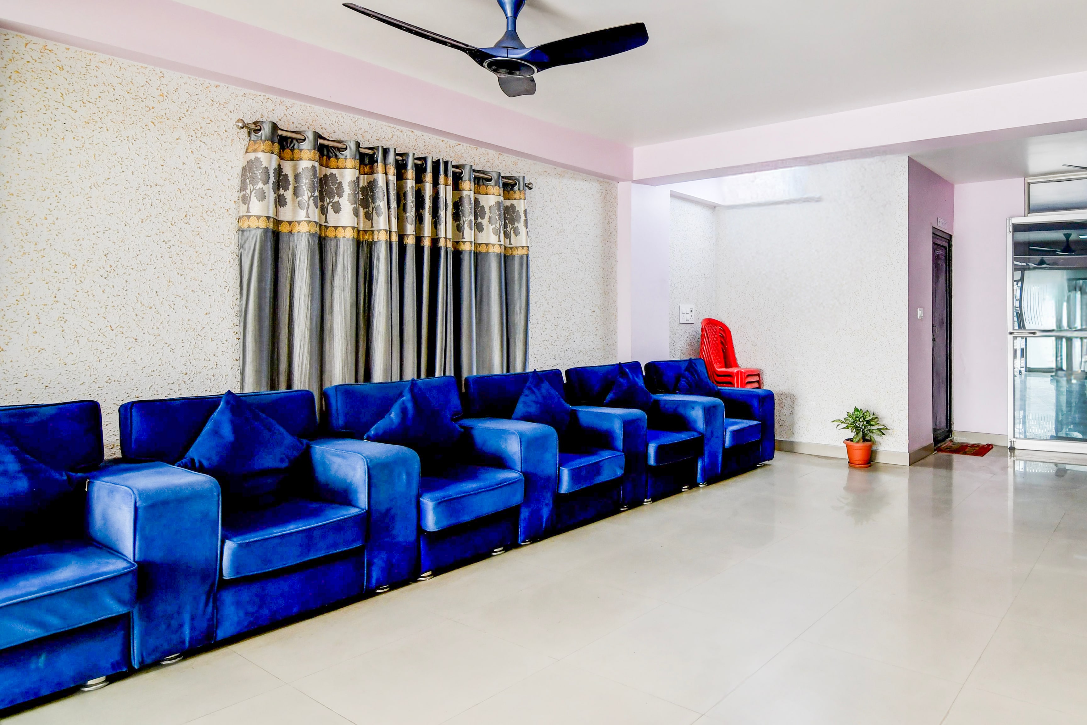 Super Collection O SF Road Siliguri Formerly Jyoti Hotel in Siliguri