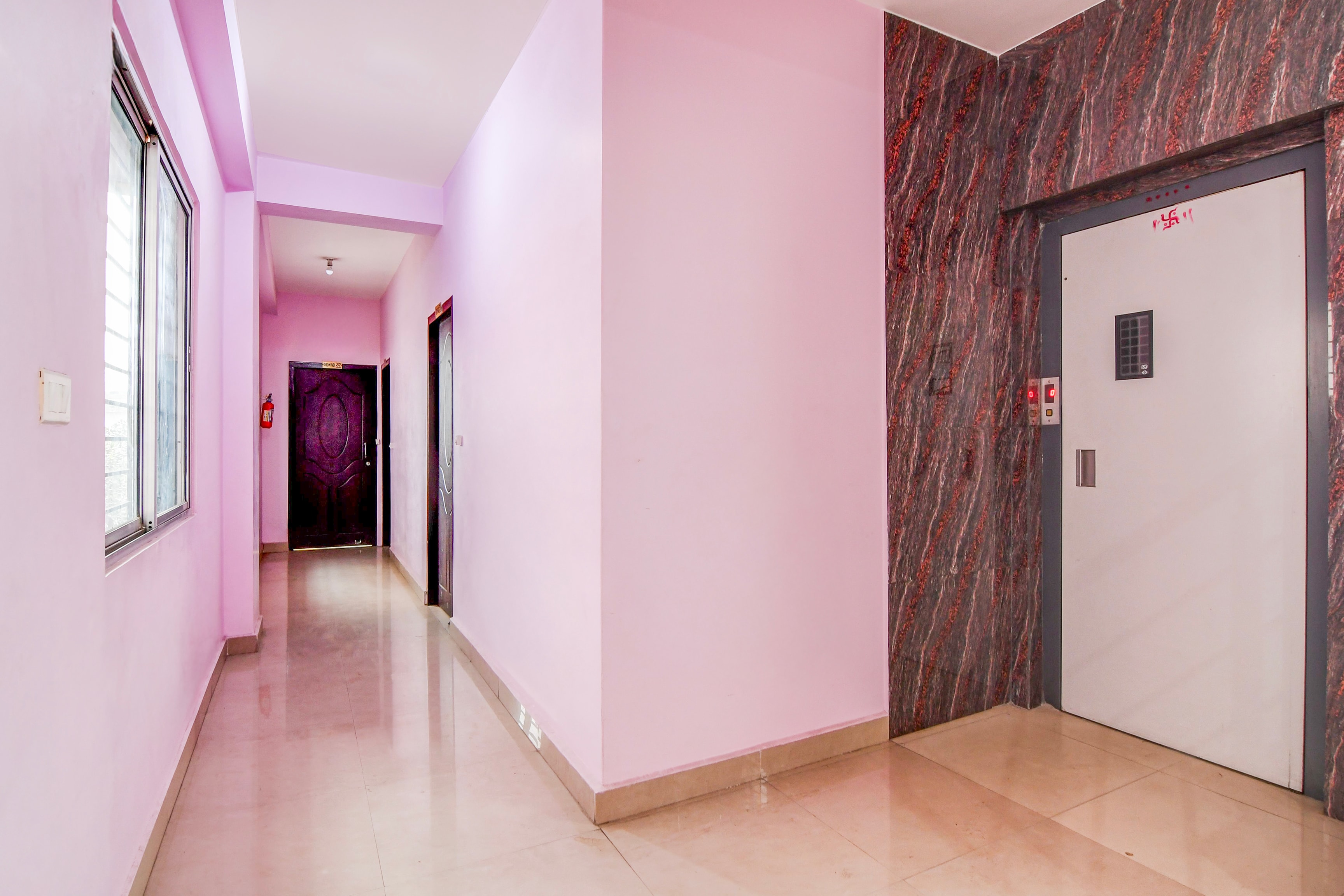 Super Collection O SF Road Siliguri Formerly Jyoti Hotel in Siliguri