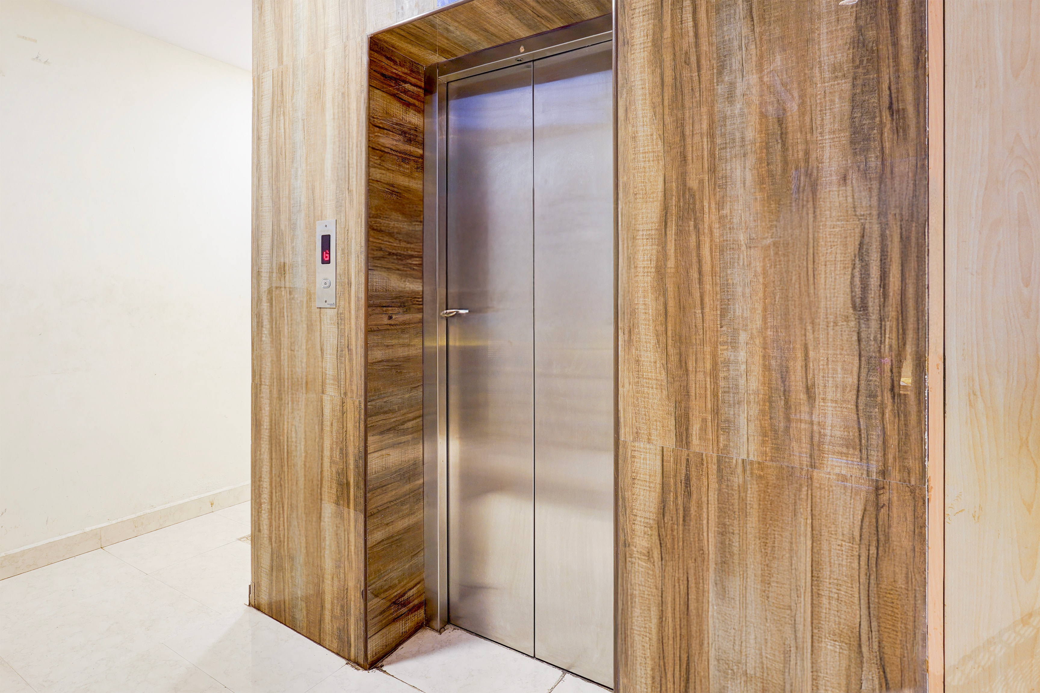 Super Collection O Thousand Lights Chennai in Chennai