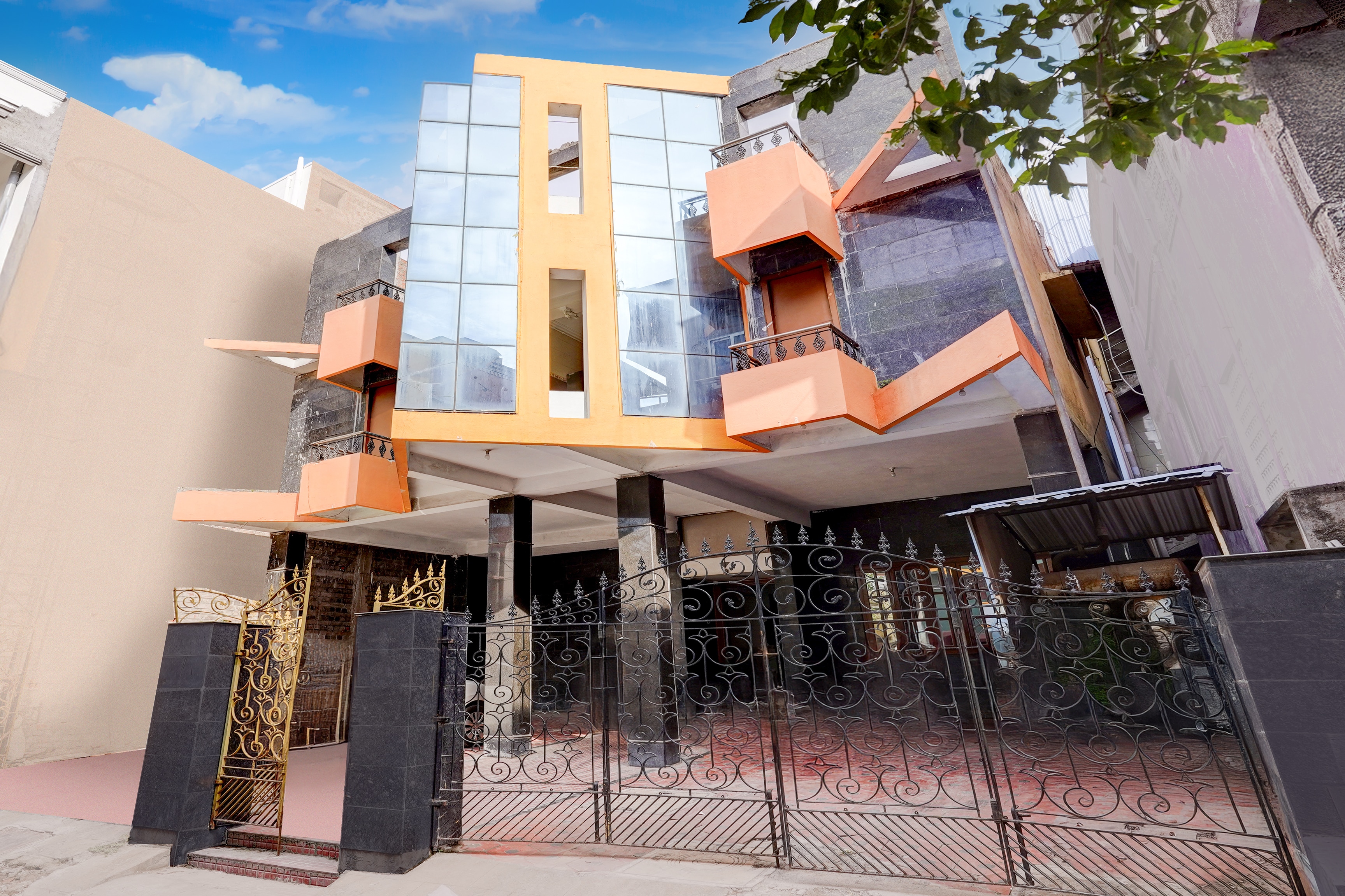 Super Collection O Vadapalani Formerly Mahalakshmi Inn in Chennai